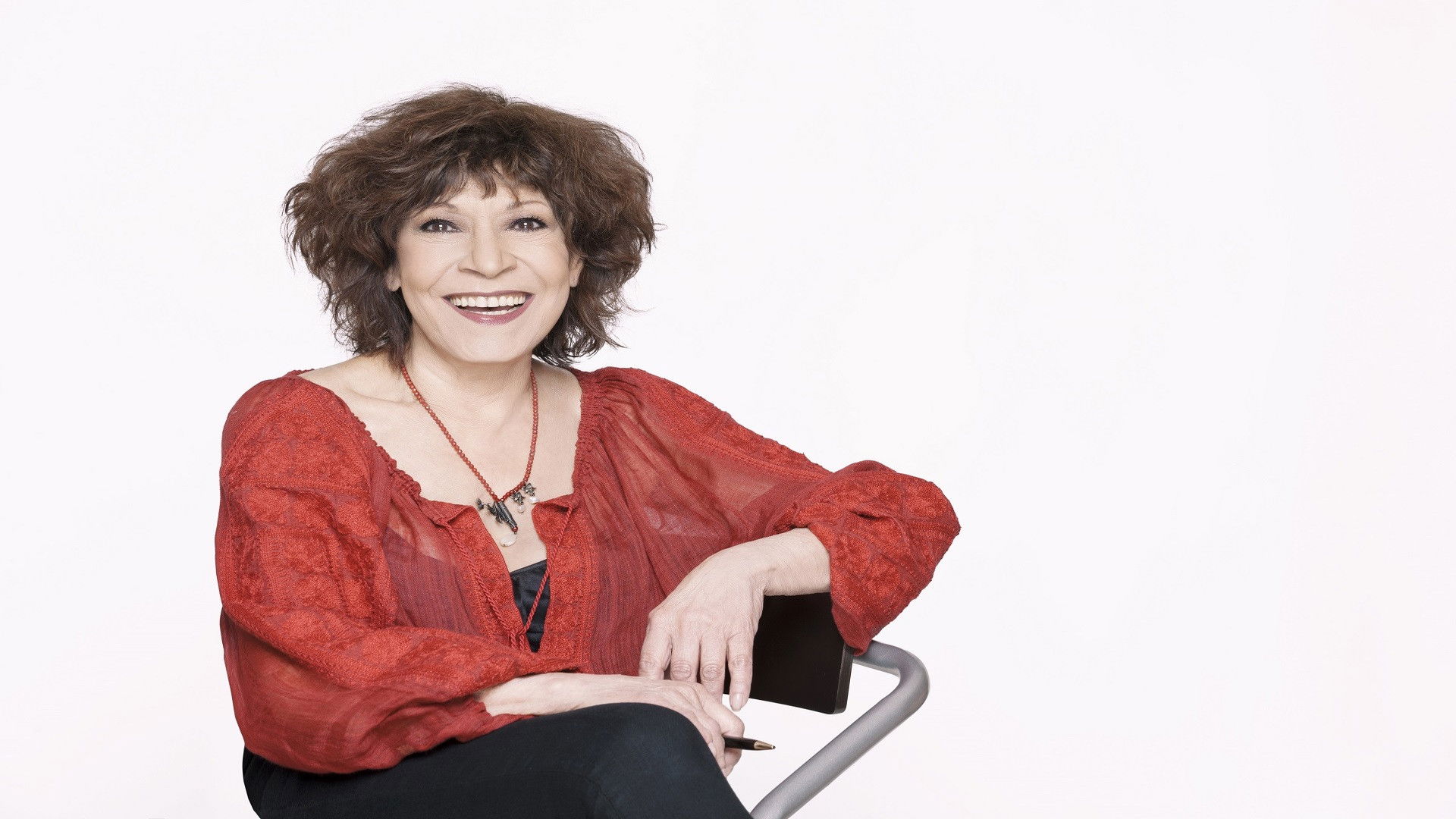 Backdrop for Conversando con Cristina Pacheco