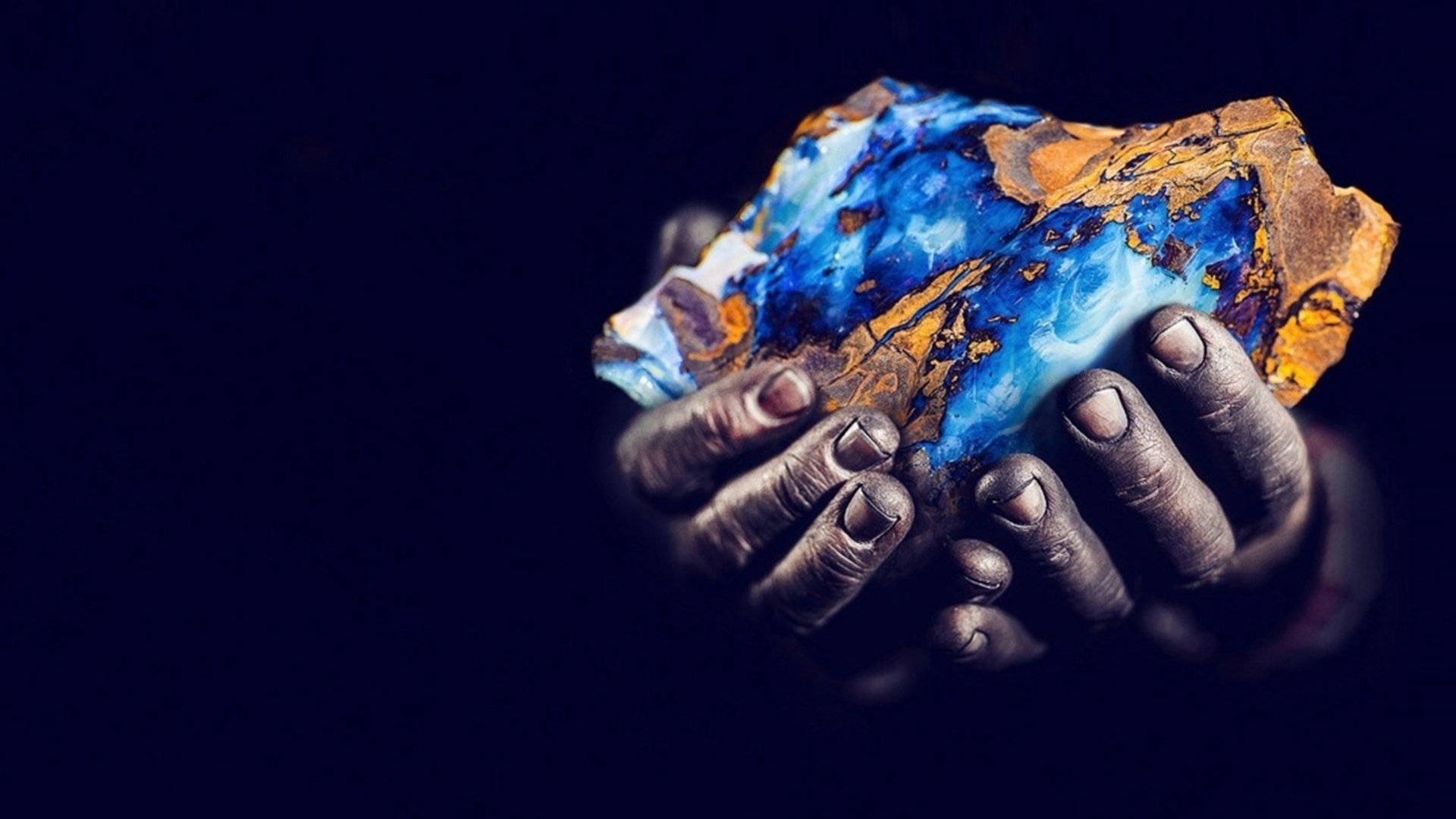 Backdrop for Outback Opal Hunters