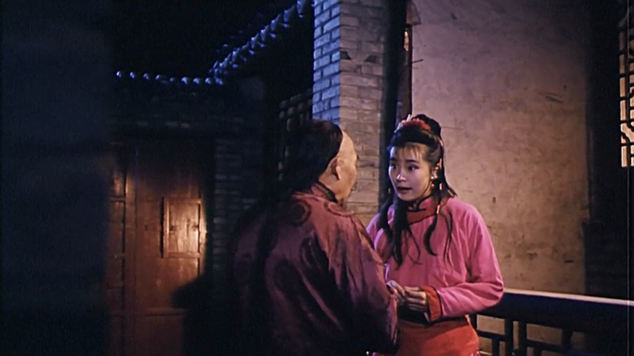 Backdrop for 奇侠俏妹闹热河