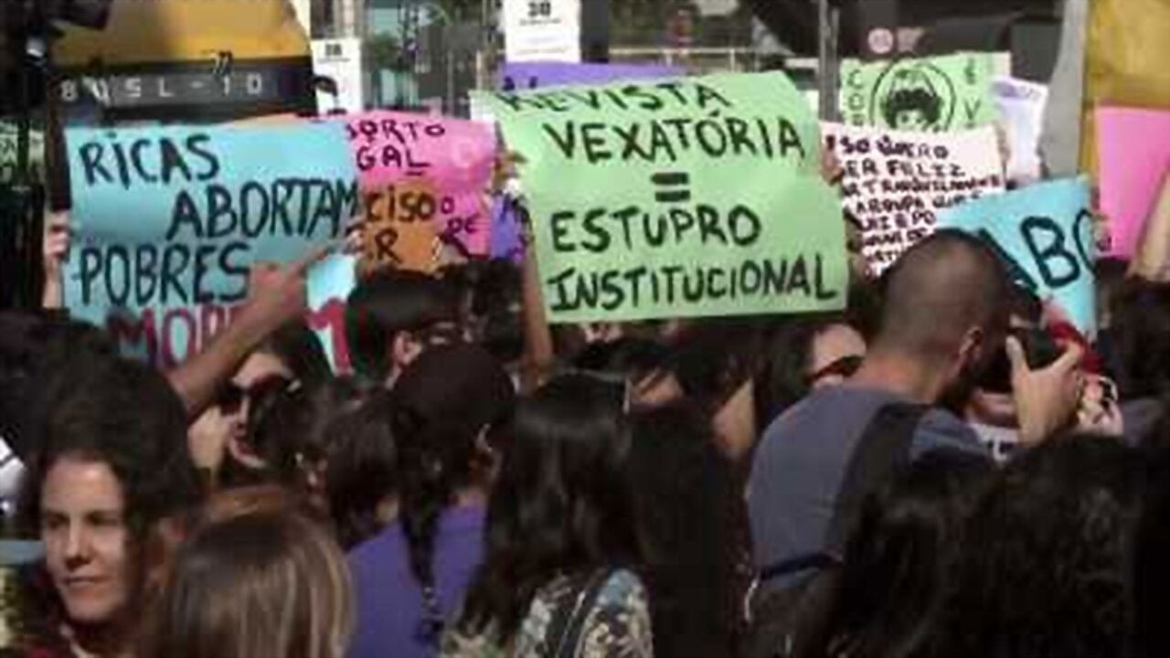 Backdrop for Meu Corpo, Minha Vida