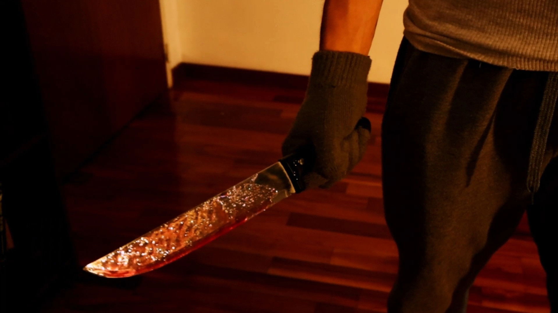 Backdrop for Él Siempre Está Ahí