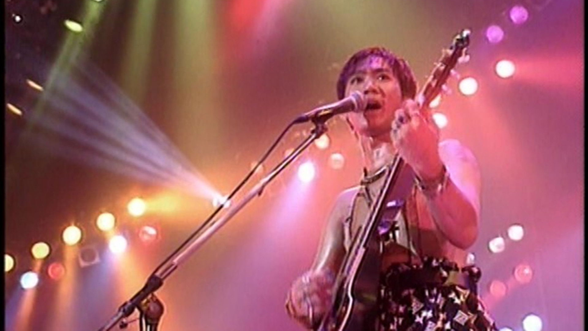 Backdrop for Beyond Live 1991 生命接觸演唱會