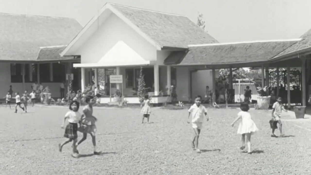 Backdrop for Bintang Ketjil