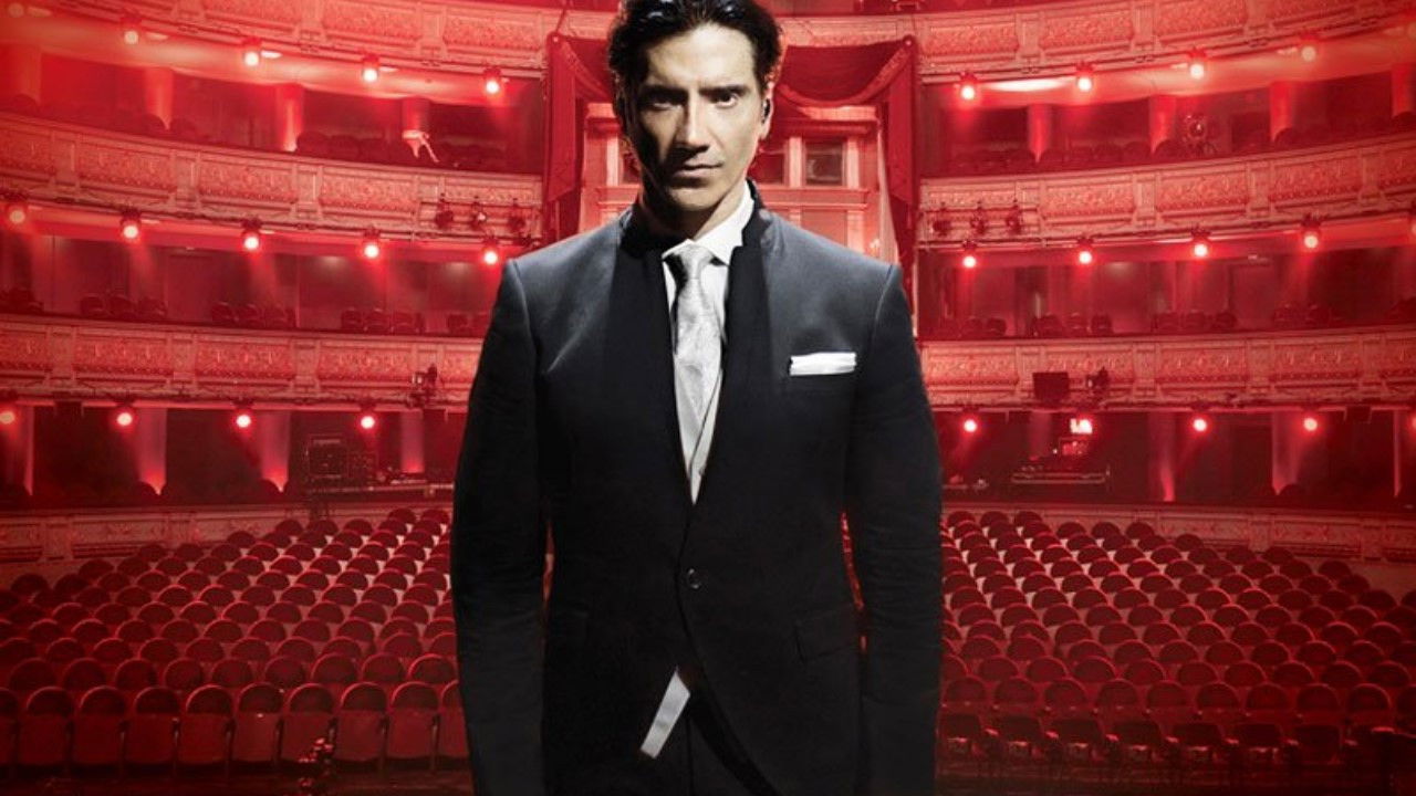 Backdrop for Alejandro Fernández - Confidencias Reales