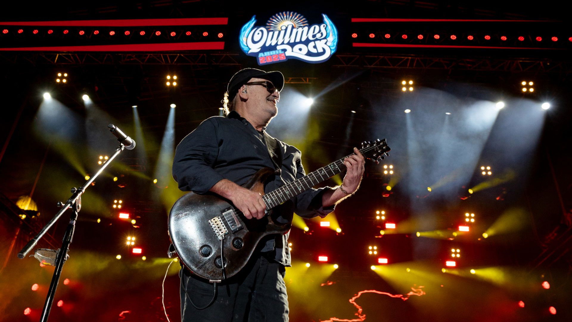 Backdrop for Las Pelotas - Quilmes Rock