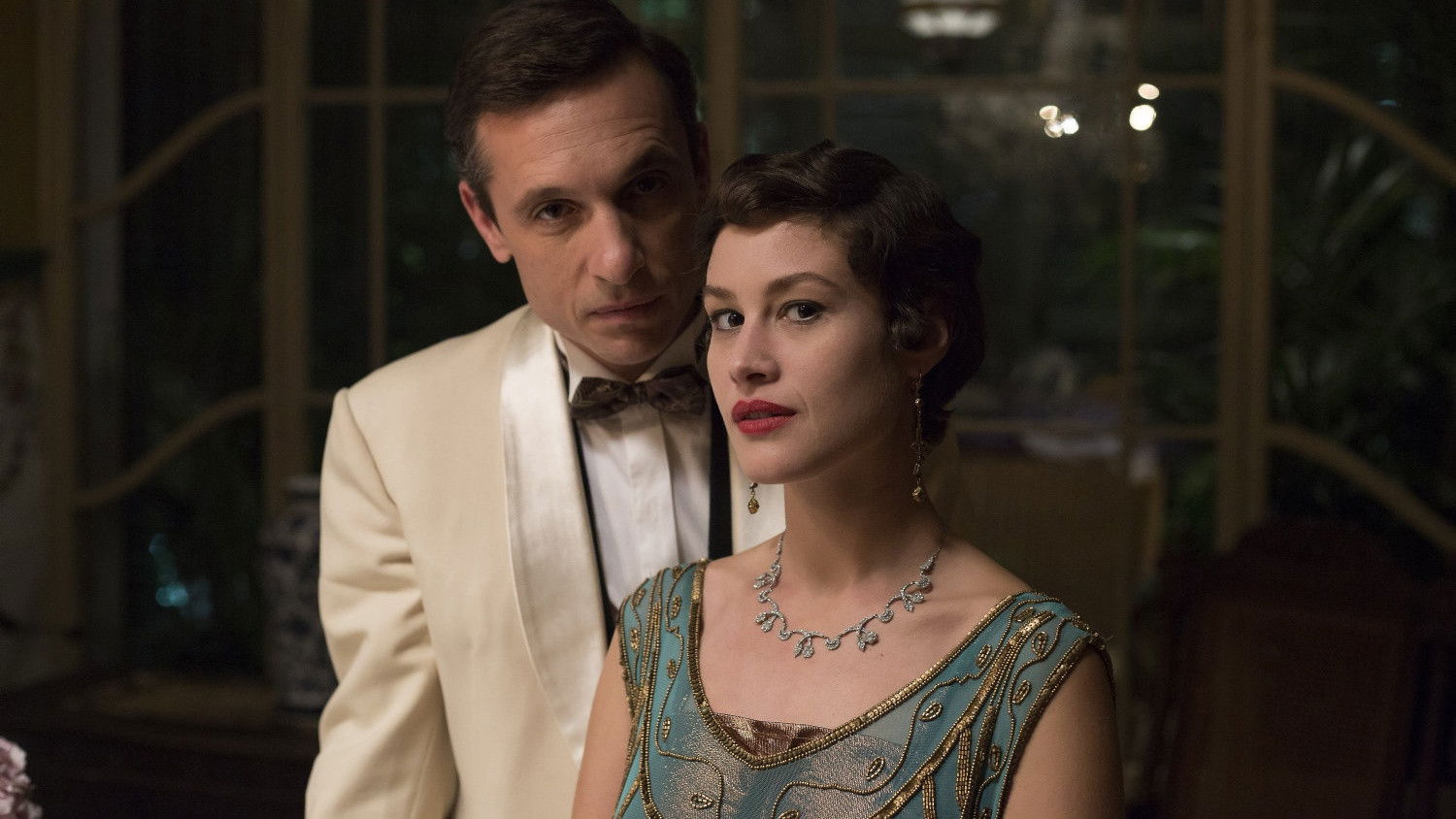 Backdrop for Vida privada