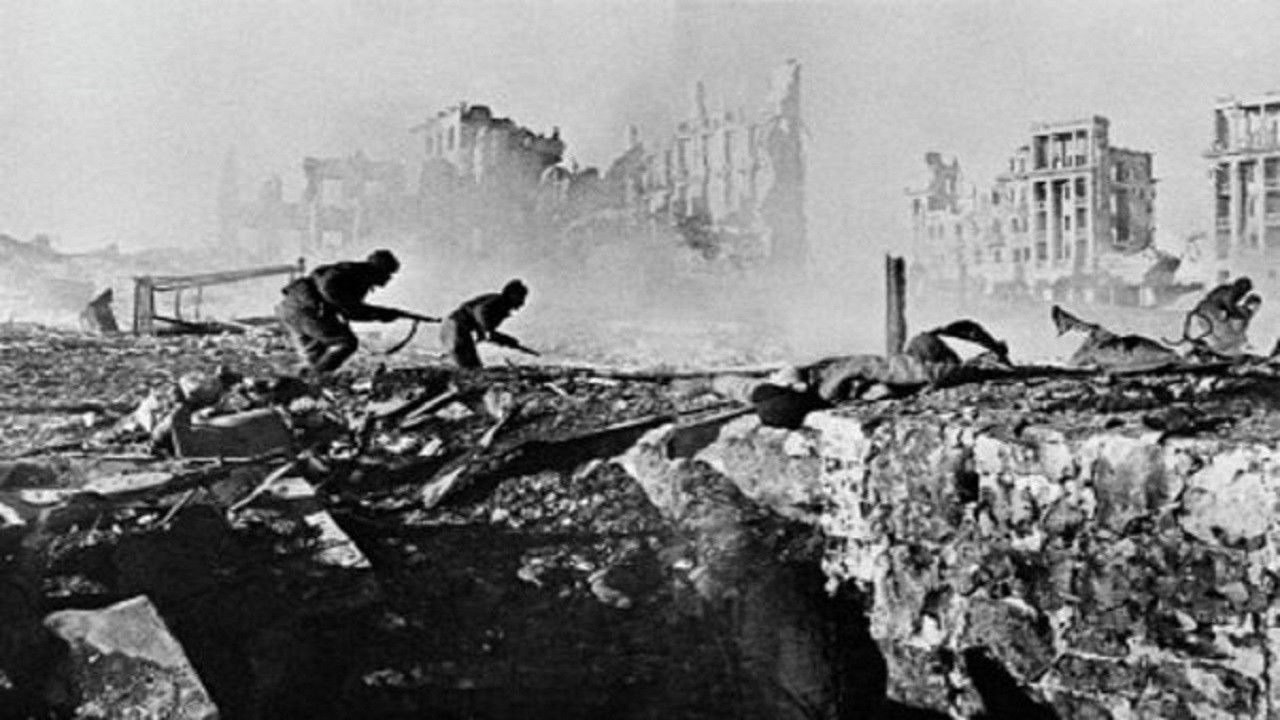 Backdrop for L'Armée rouge