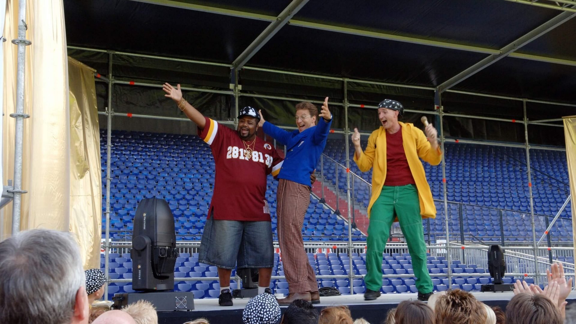 Backdrop for Ernst, Bobbie And The Cunning Onix