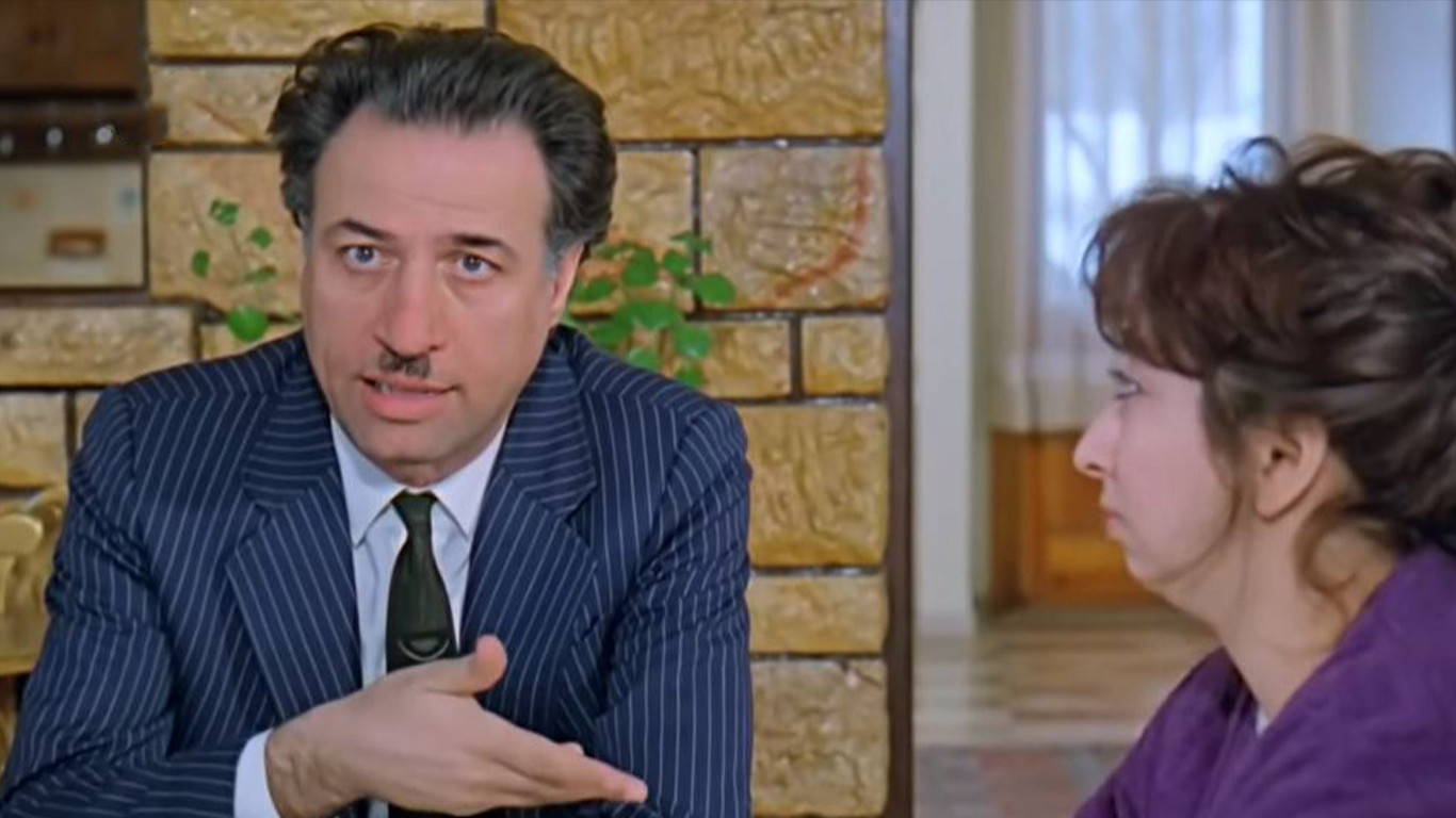 Backdrop for Varyemez