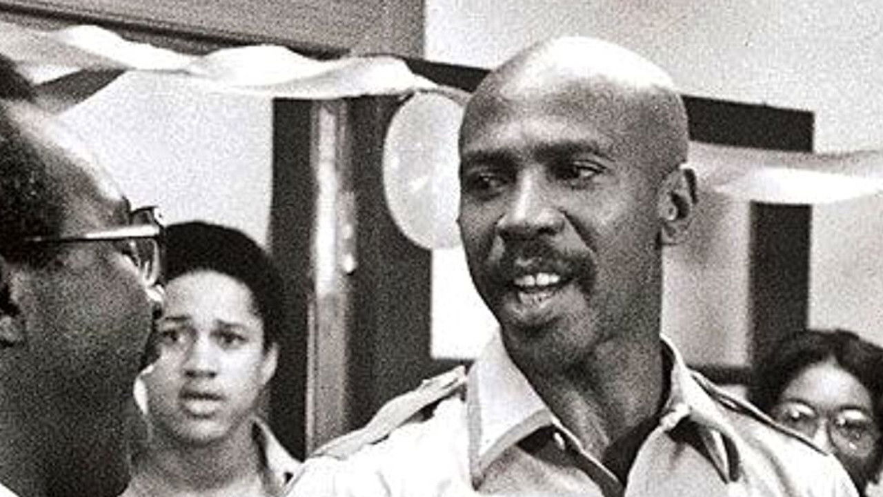 Backdrop for Lawman Without a Gun