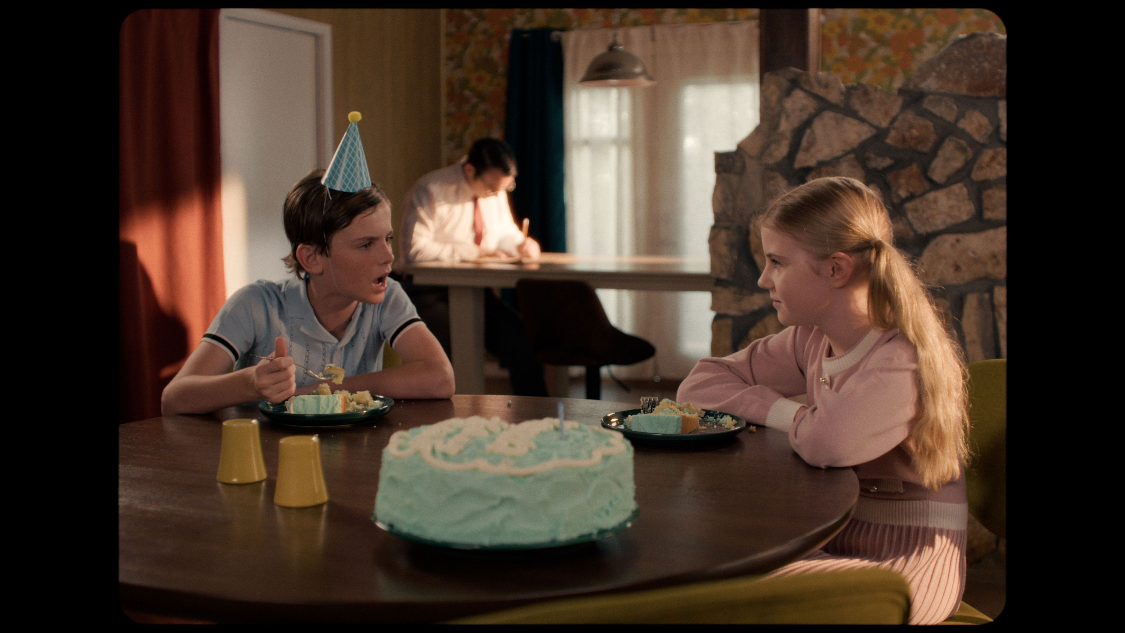 Backdrop for yer smackin