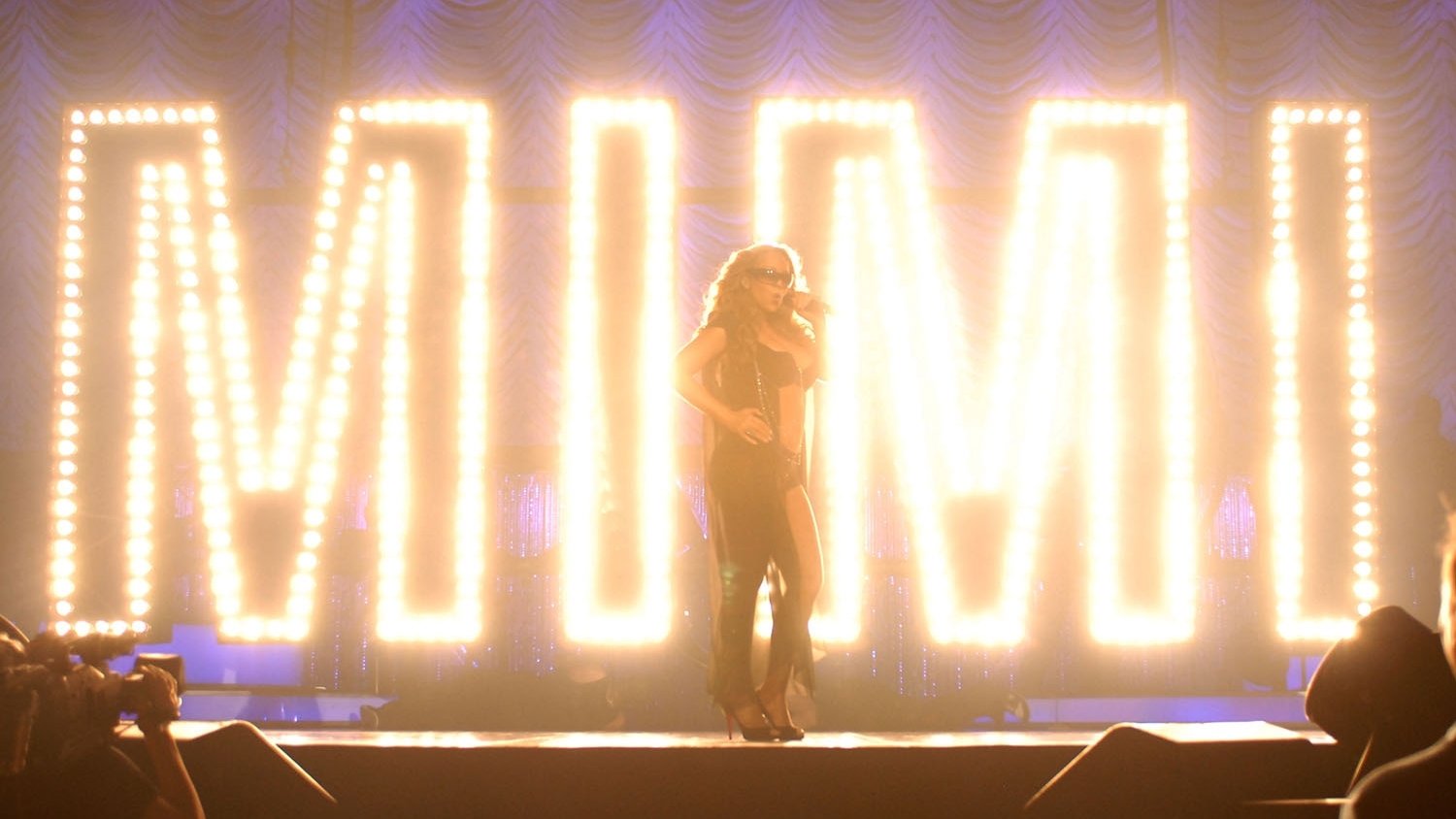 Backdrop for Mariah Carey: The Adventures of Mimi
