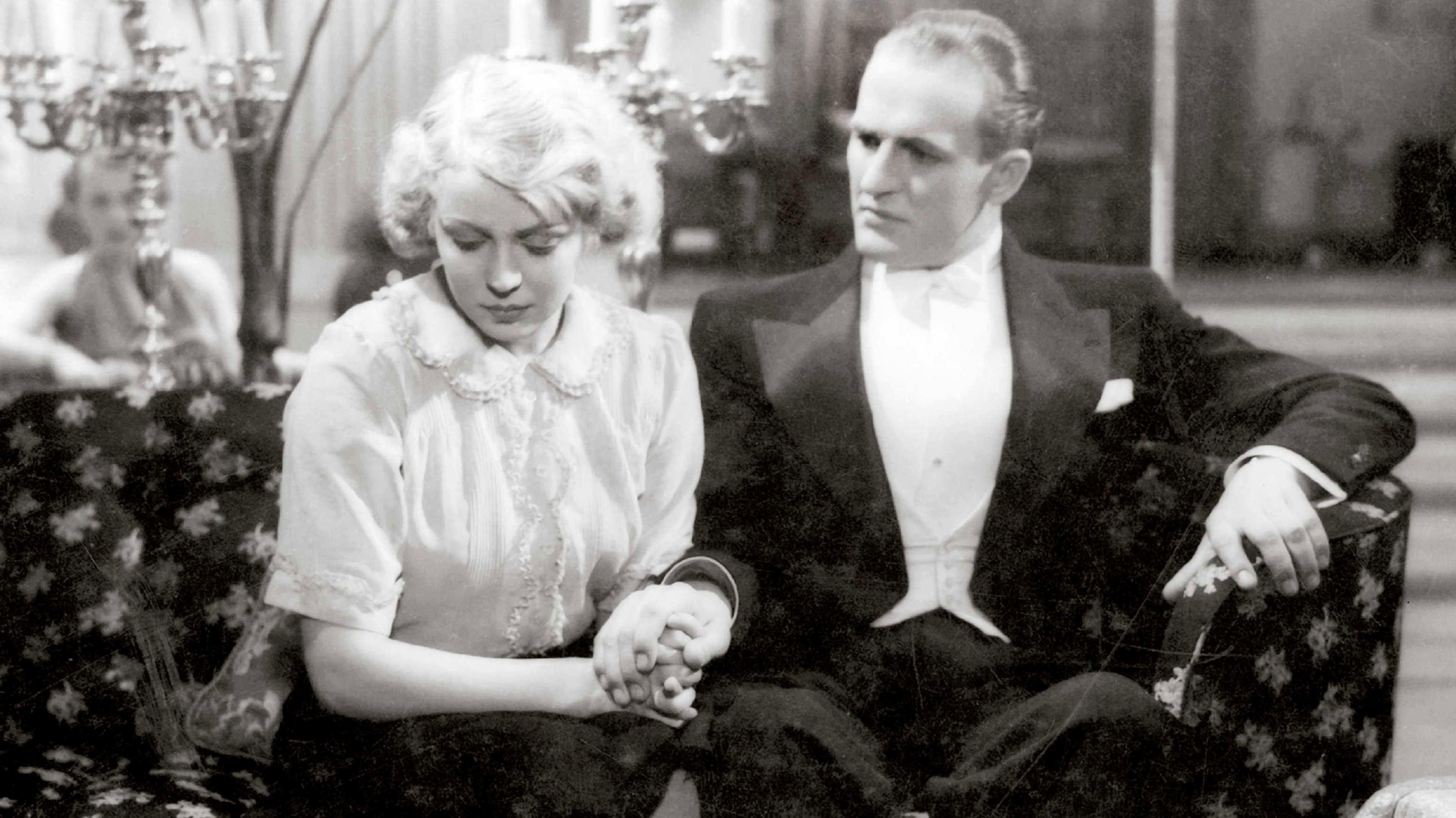 Backdrop for Poikamiesten holhokki