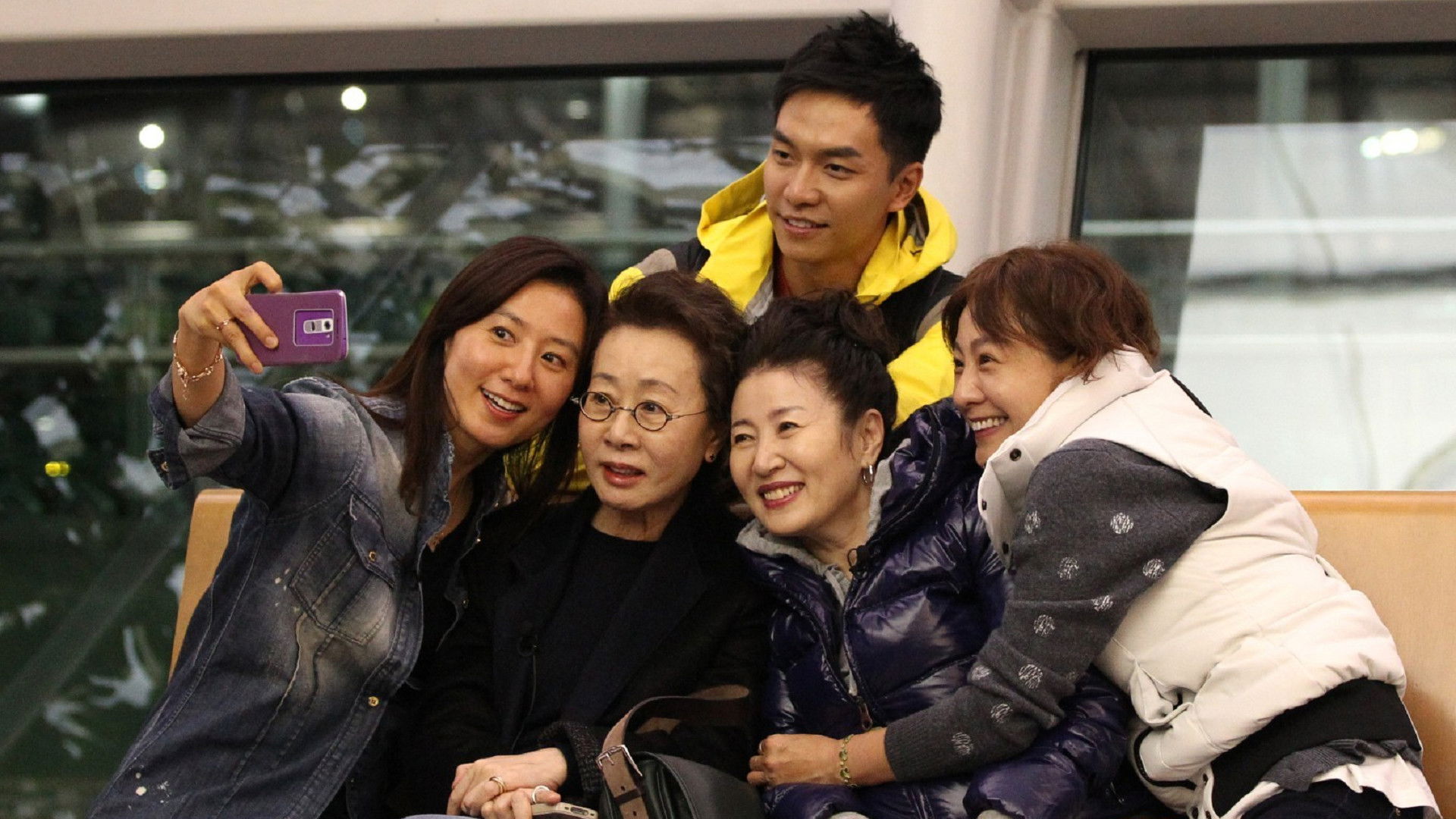 Backdrop for Noonas Over Flowers