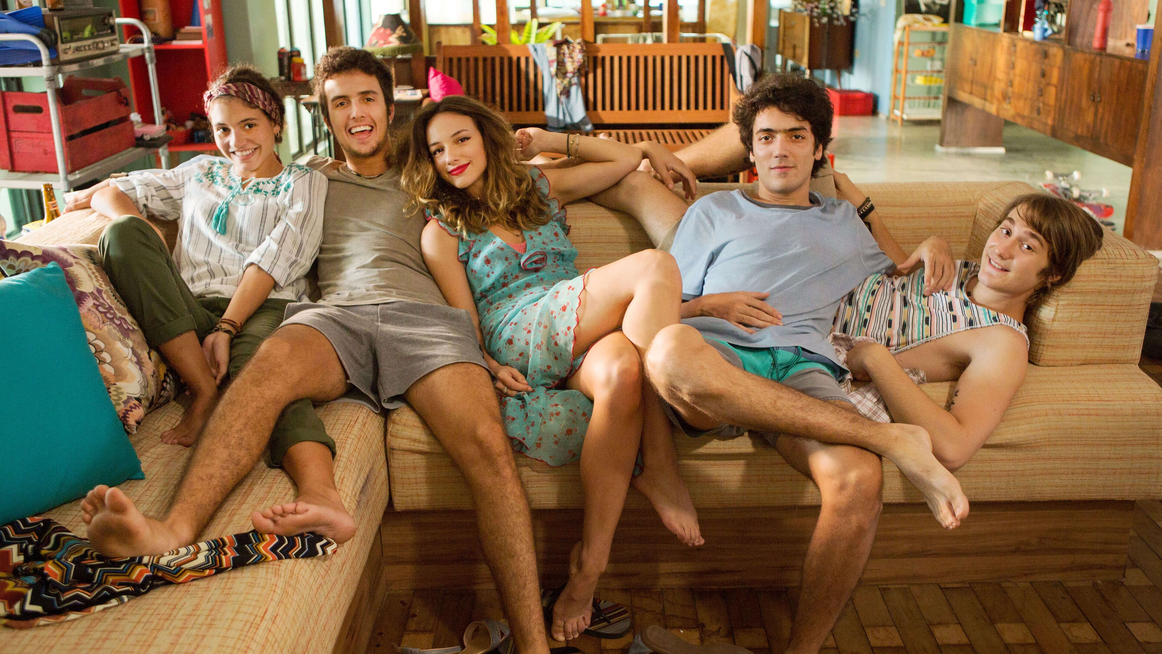 Backdrop for Vizinhos