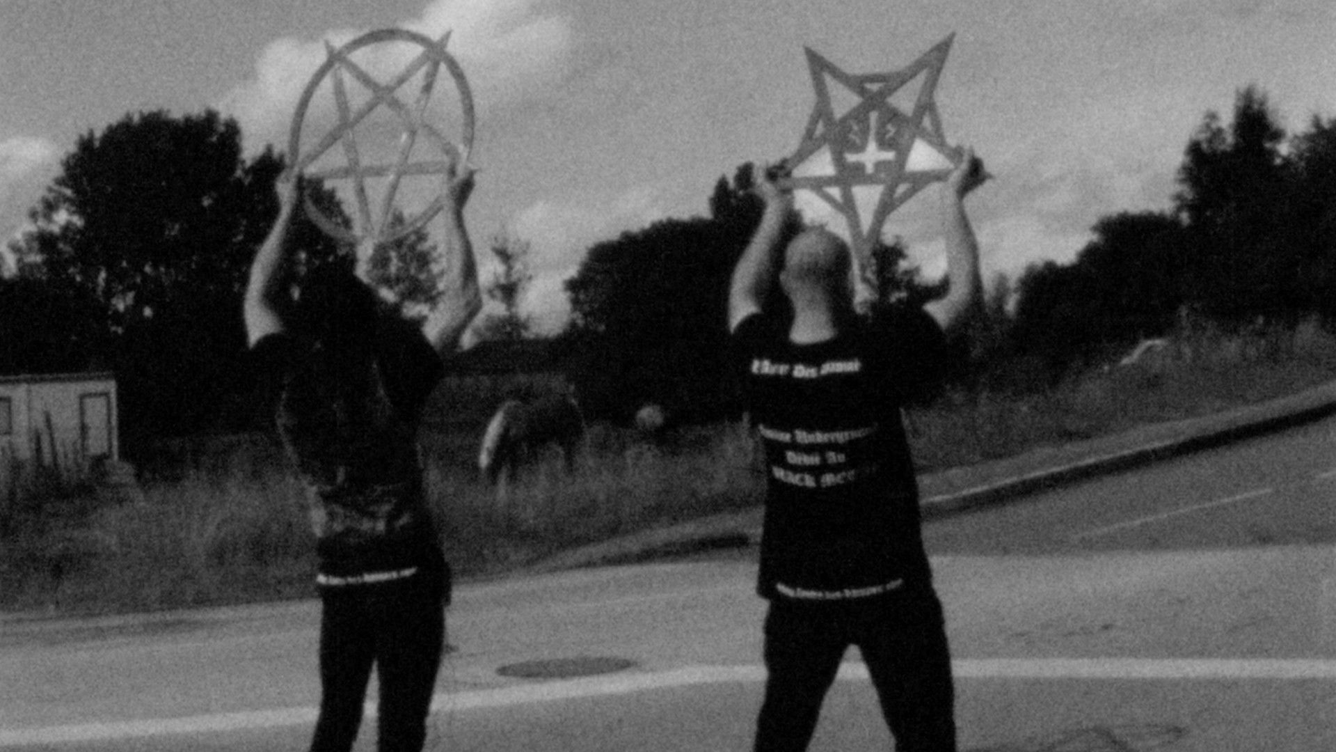 Backdrop for Bleu Blanc Satan