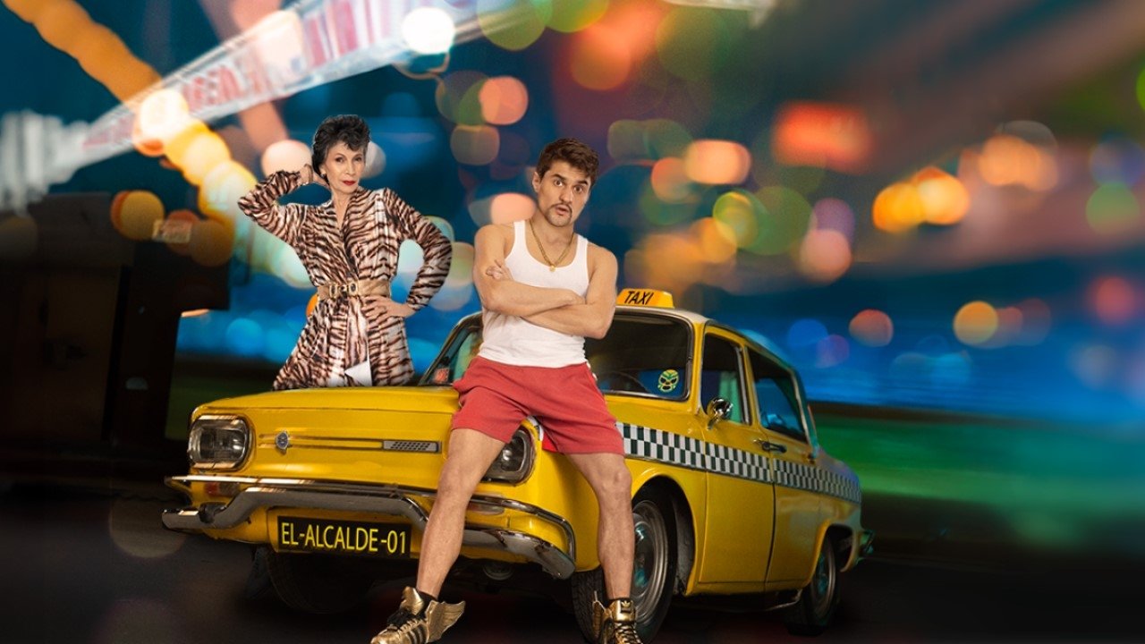 Backdrop for Está Libre