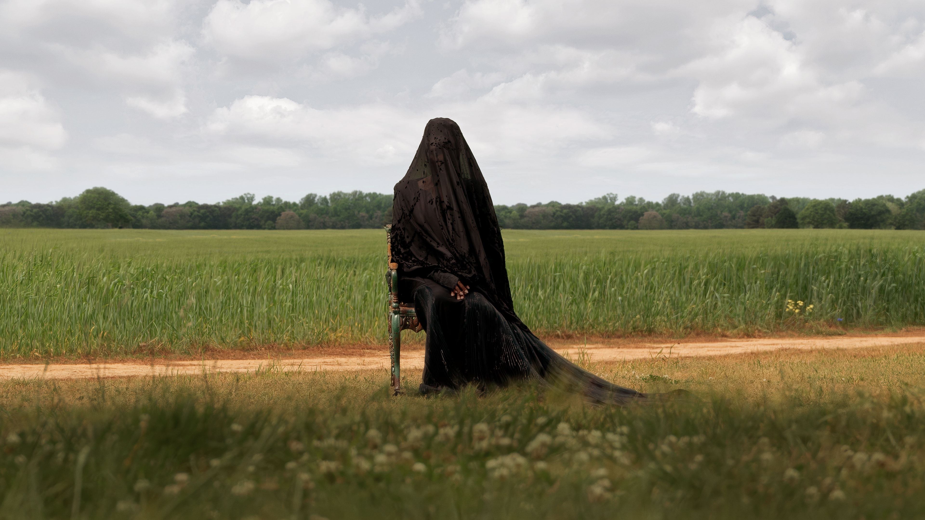 Backdrop for The Woman in the Yard