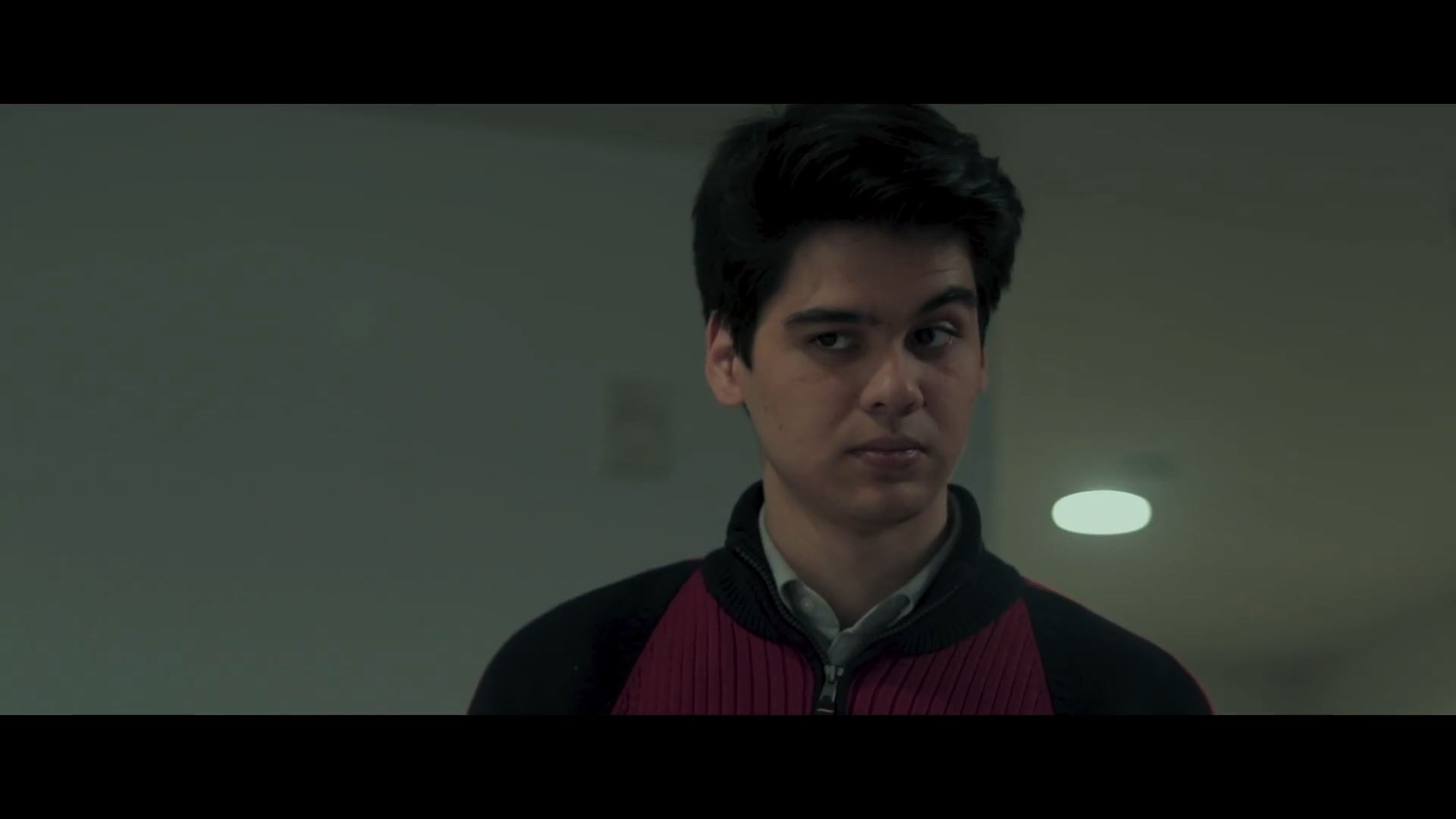 Backdrop for ¿Y ahora qué?