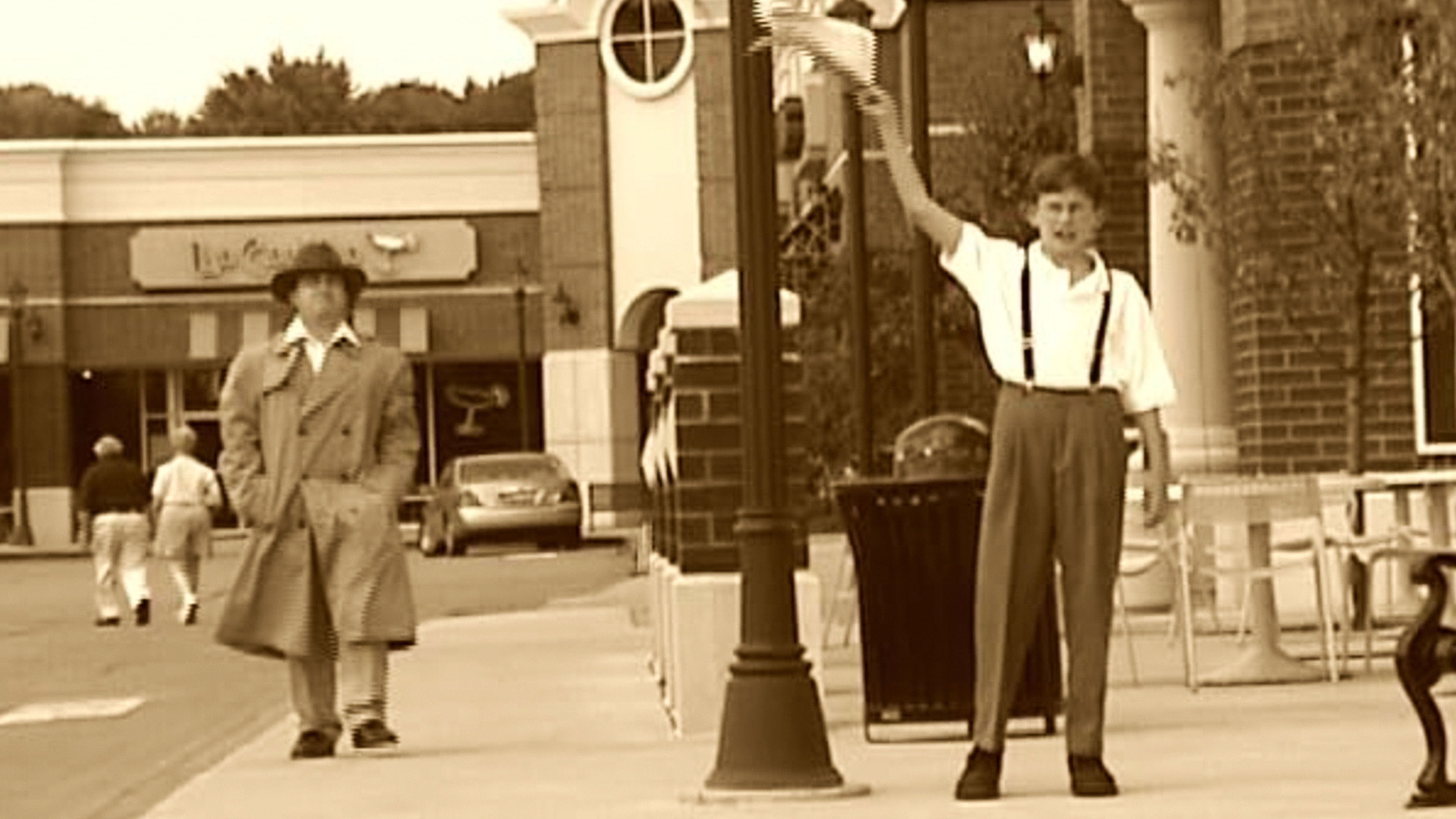 Backdrop for Peter Meadowdale: Big Crimes, Big City, Short Detective