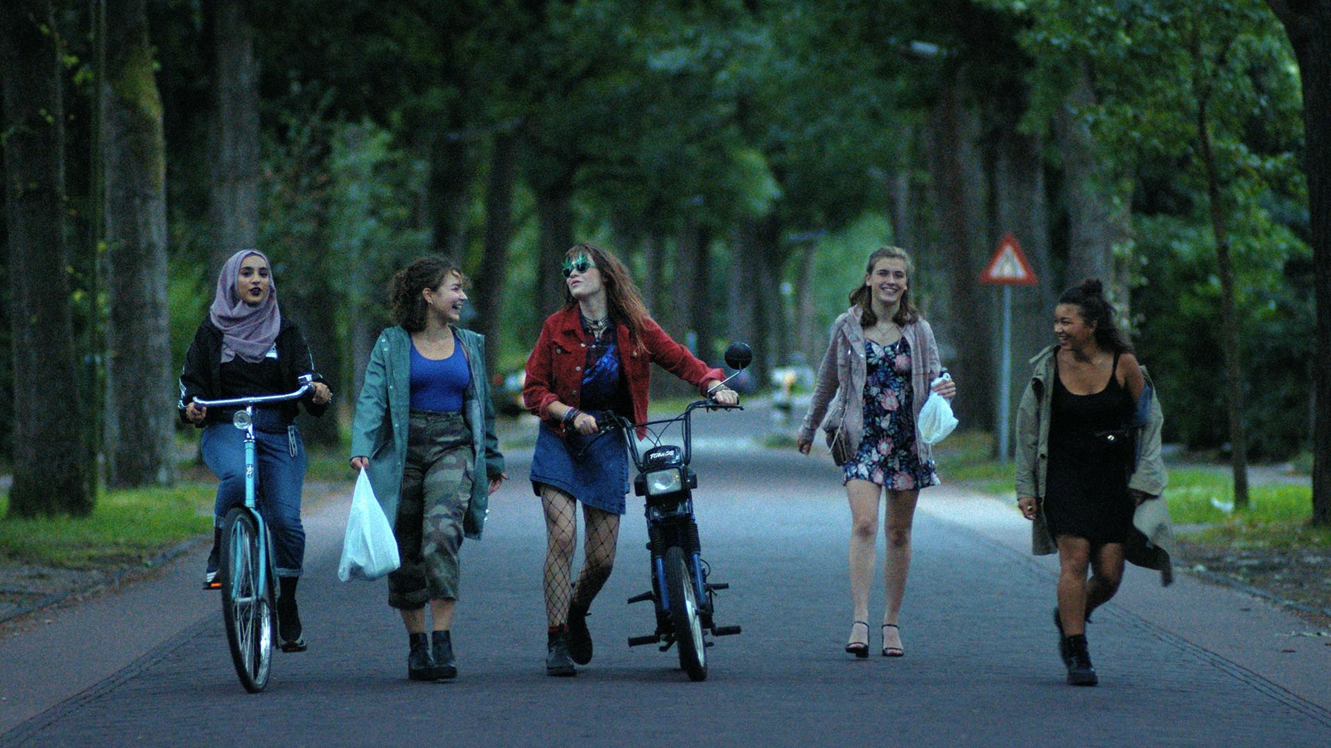 Backdrop for SKAM NL