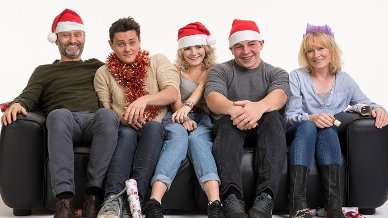 Backdrop for Outnumbered - Christmas Special 2016