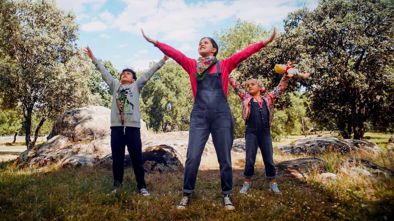 Backdrop for Tengamos la fiesta en paz