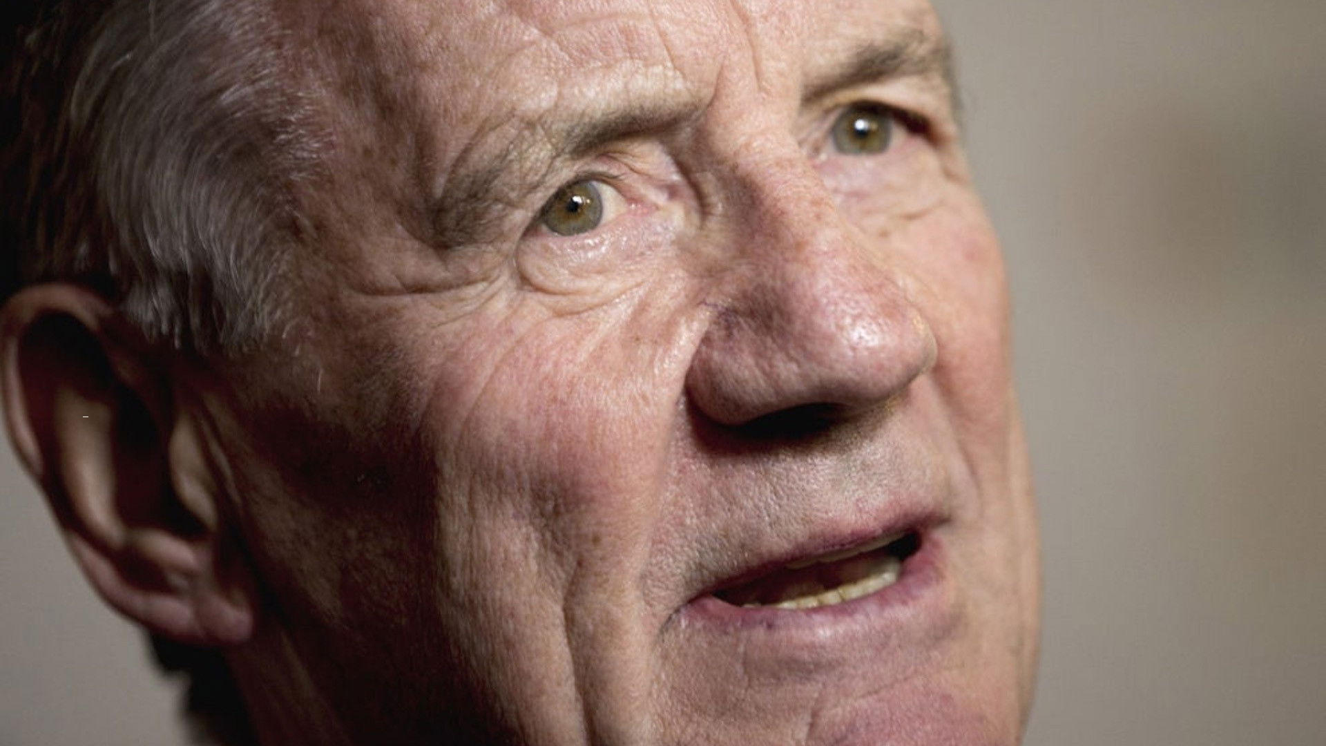 Backdrop for Michael Palin: Travels of a Lifetime