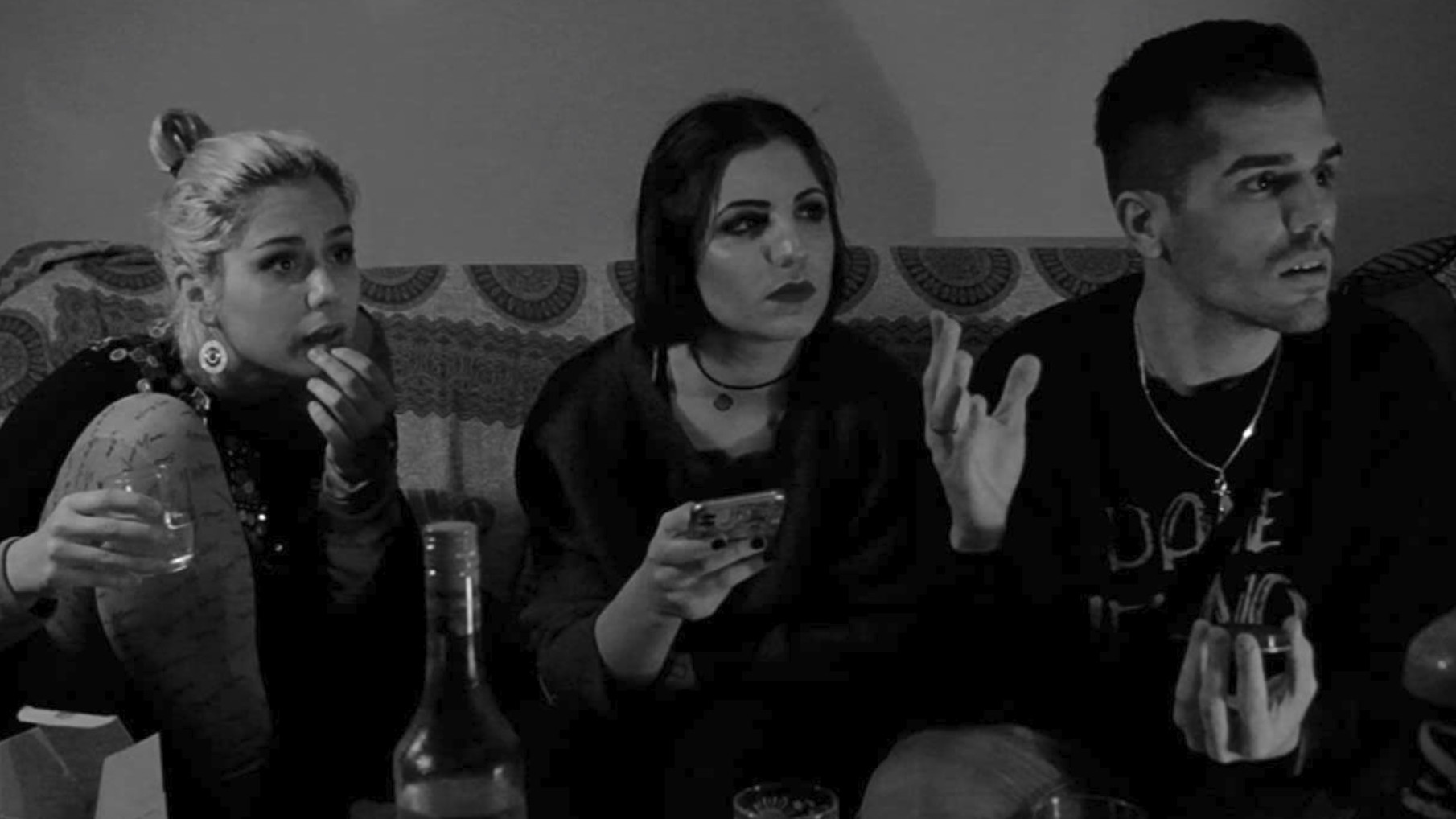 Backdrop for αμαρτία