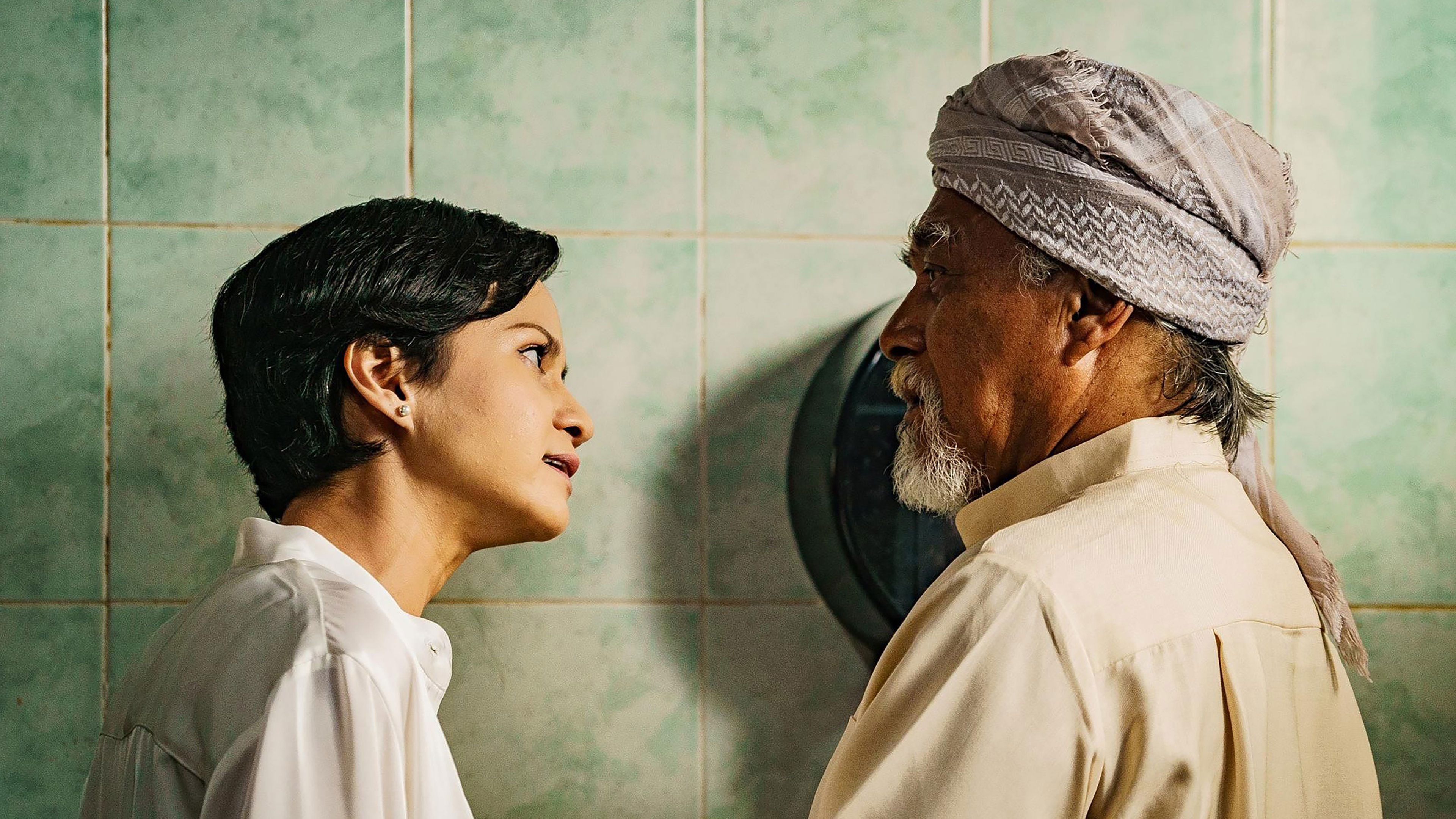 Backdrop for La Luna