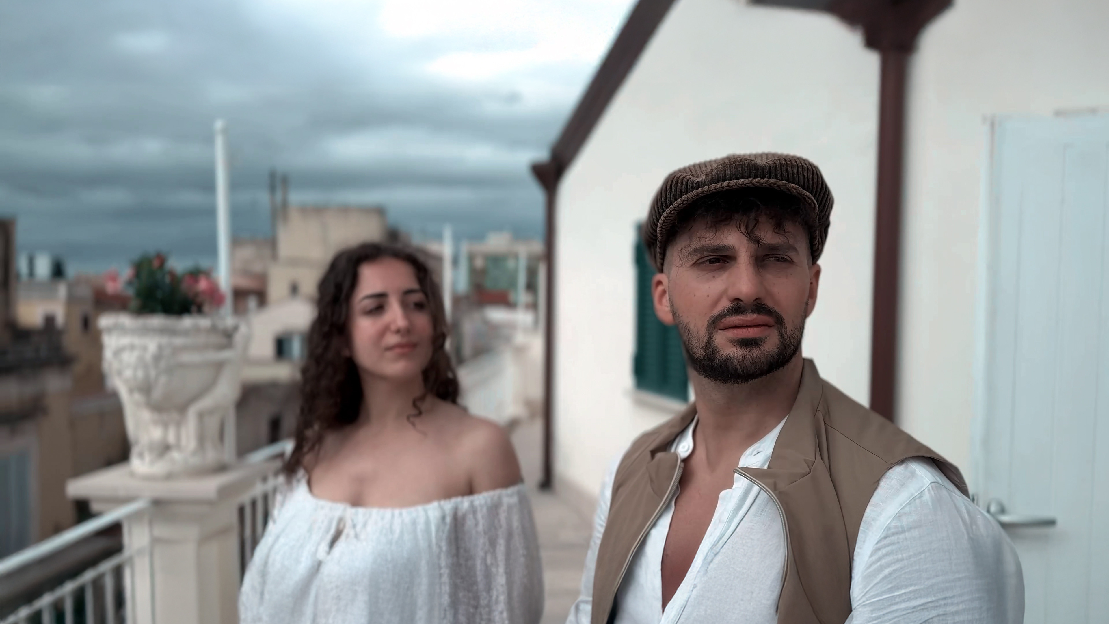 Backdrop for Le scale Invisibili