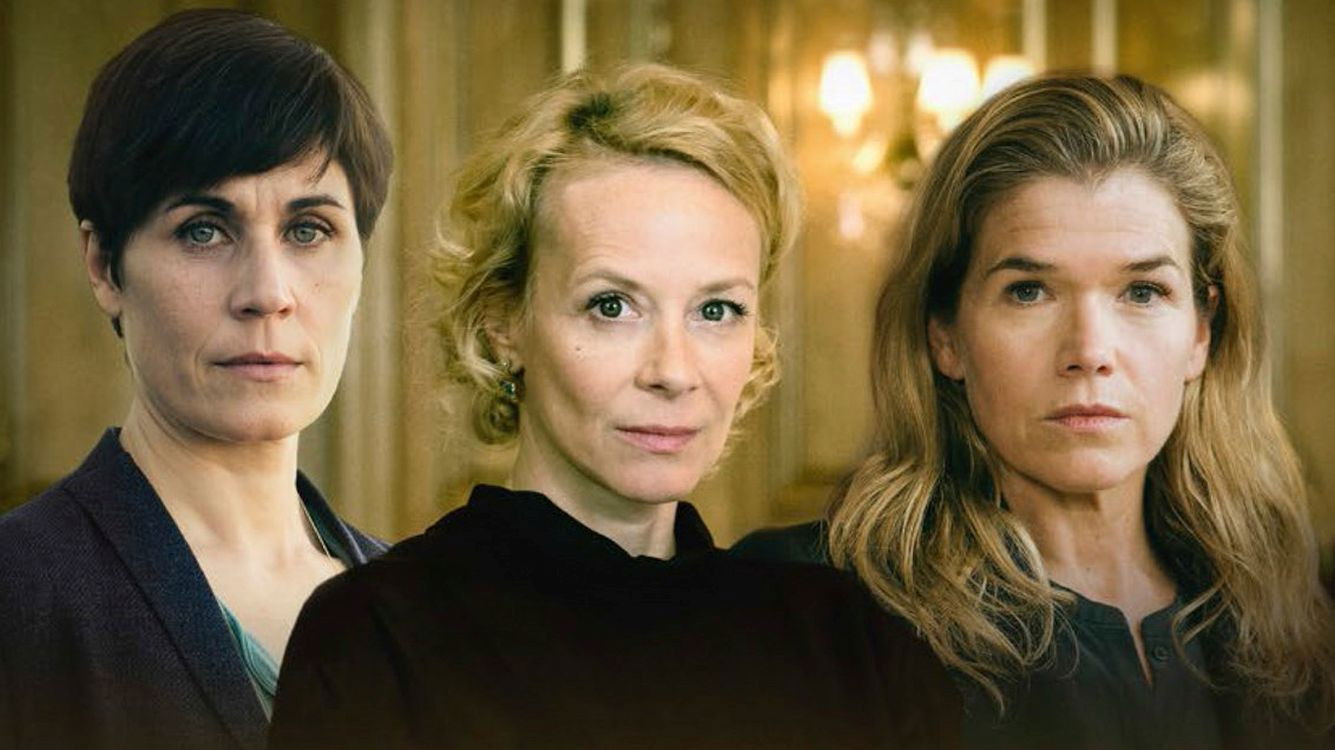 Backdrop for Deadly Leaks