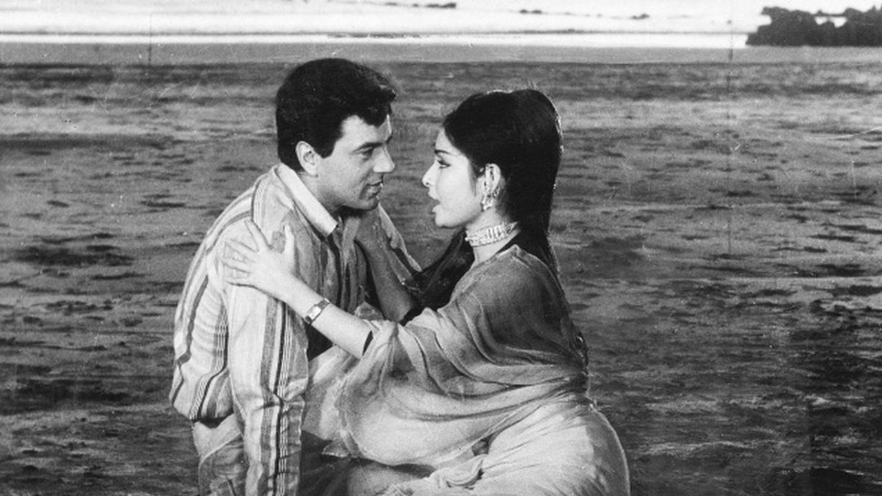 Backdrop for Jeevan Mrityu