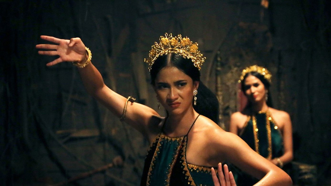 Backdrop for KKN: Curse of the Dancing Village - Luwih Dowo, Luwih Medeni