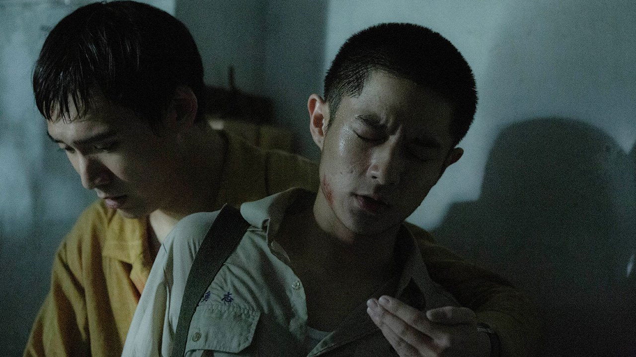 Backdrop for Undercurrent