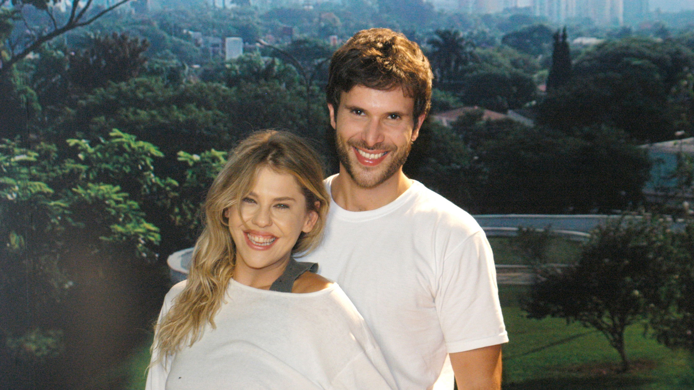 Backdrop for Maria Esperança