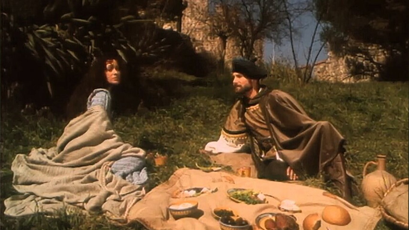 Backdrop for Kuşatma Altında Aşk