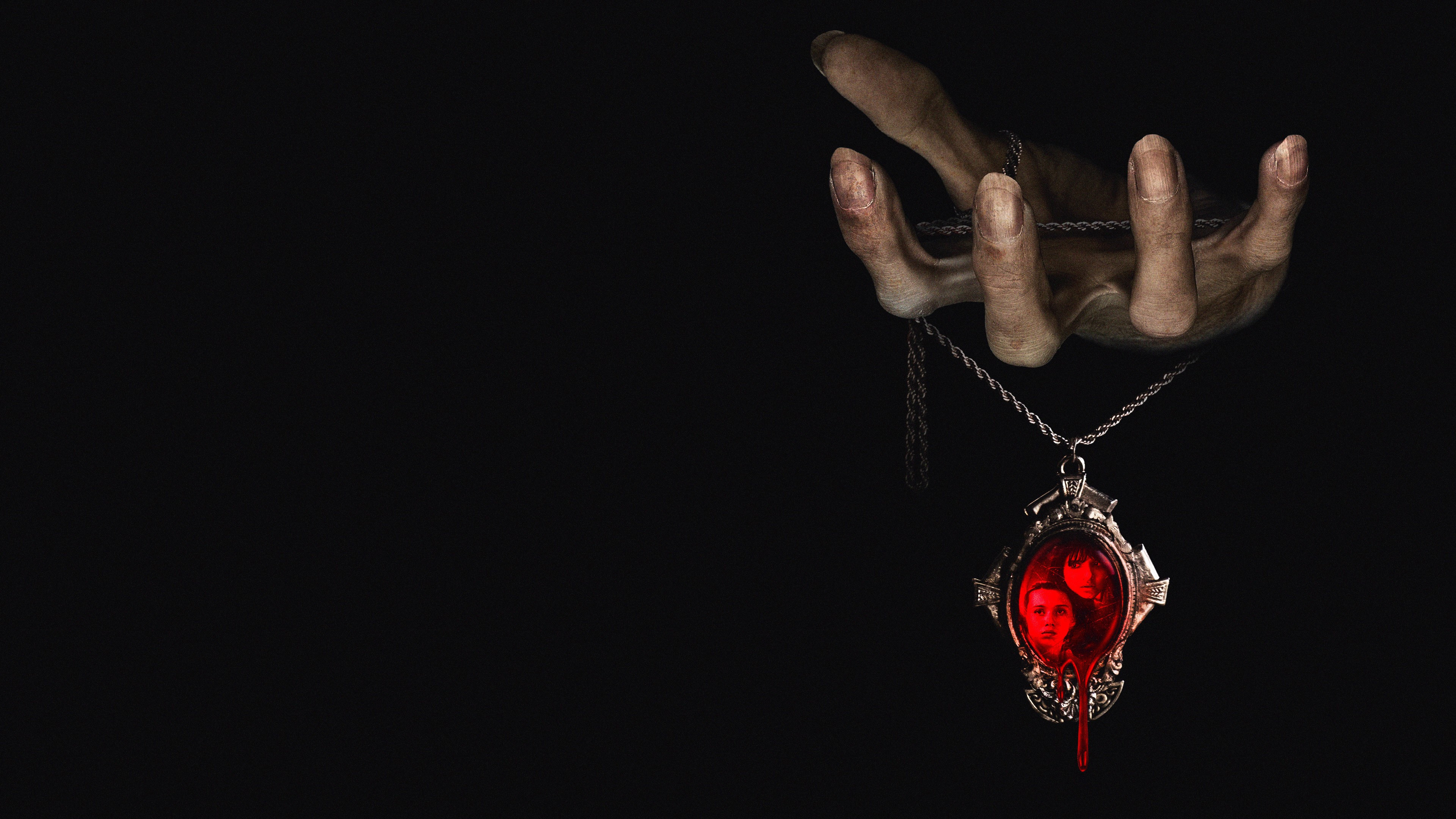 Backdrop for The Curse of the Necklace