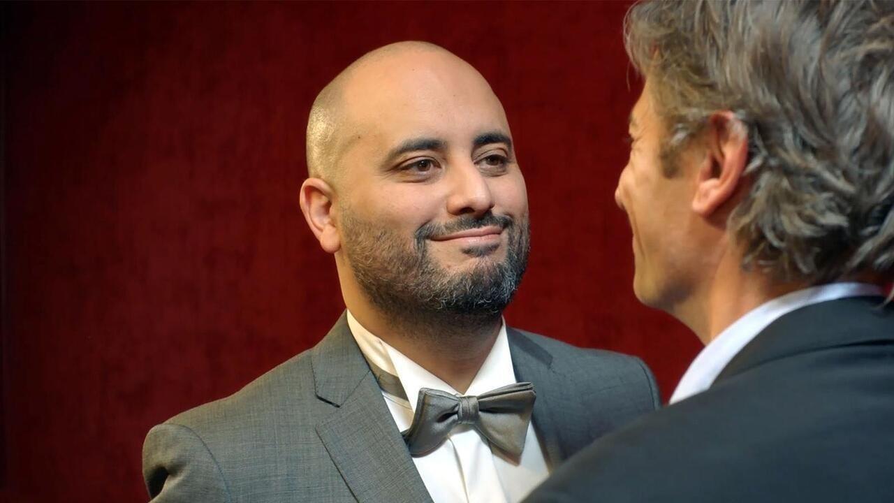 Backdrop for Un Incroyable Show