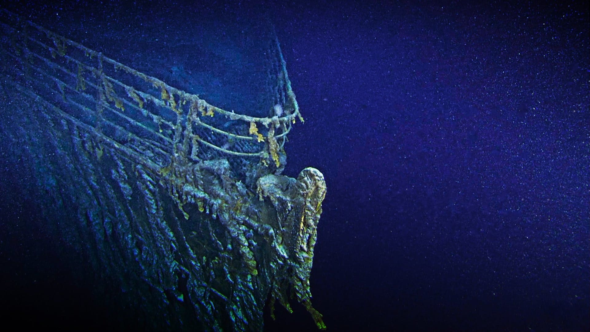 Backdrop for Titanic: Into the Heart of the Wreck