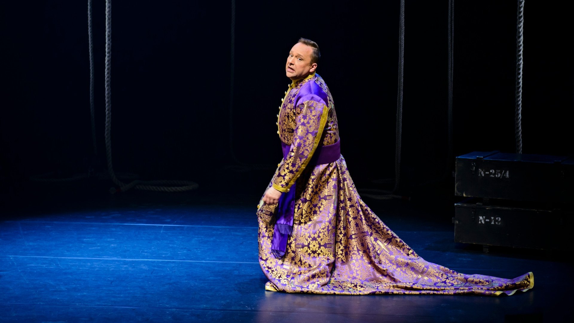 Backdrop for Richard Groenendijk: Met de Mantel der Liefde