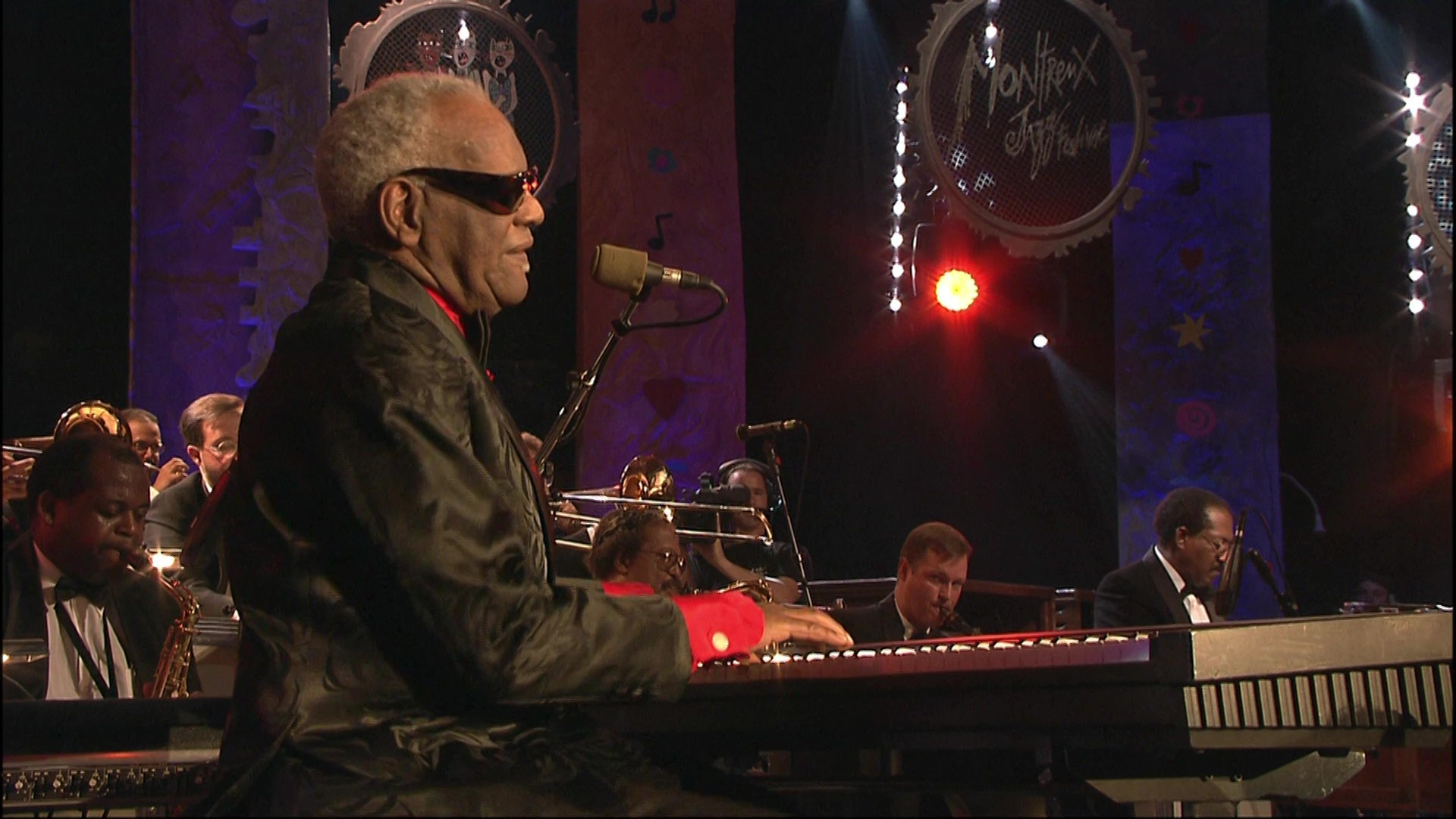 Backdrop for Ray Charles: Live At Montreux 1997
