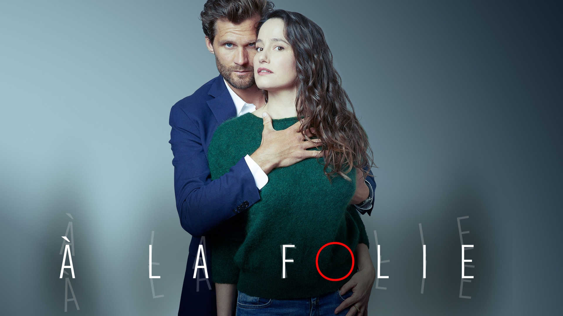 Backdrop for À la folie