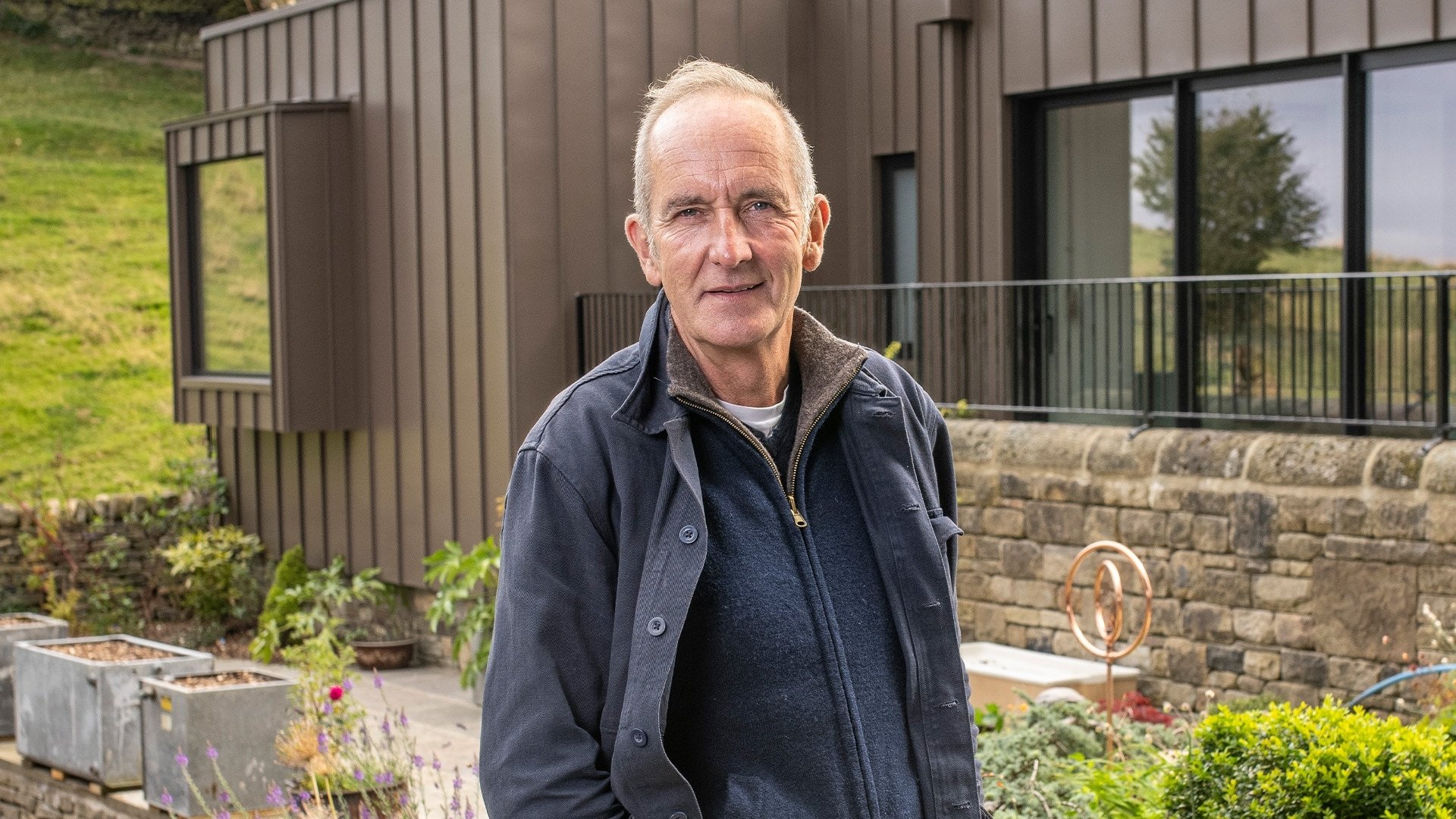 Backdrop for Grand Designs