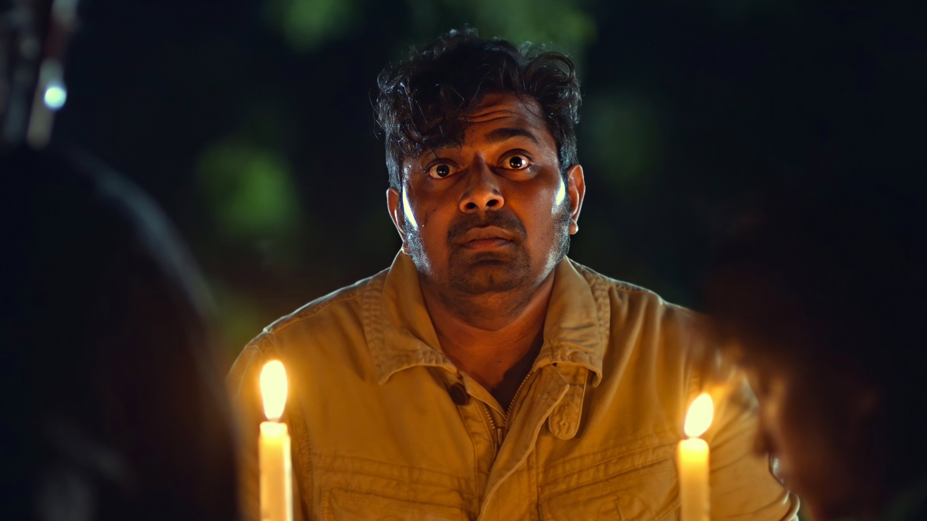 Backdrop for Onaayum Aattukkuttiyum