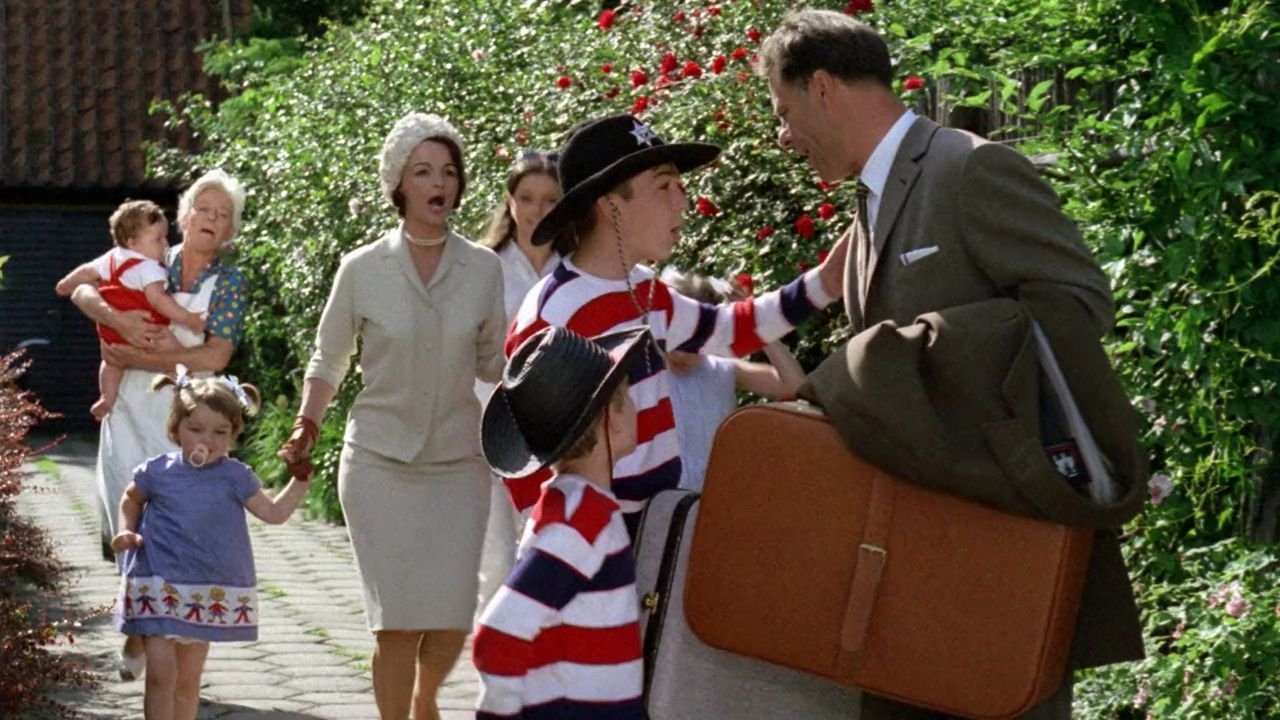 Backdrop for Six Kids and Their Uncle