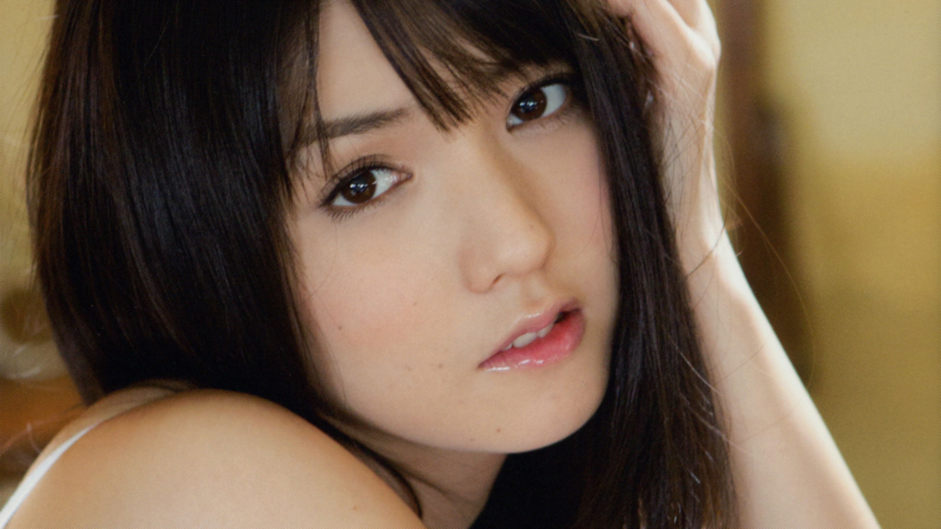 Backdrop for Michishige Sayumi ~Mille-feuille~