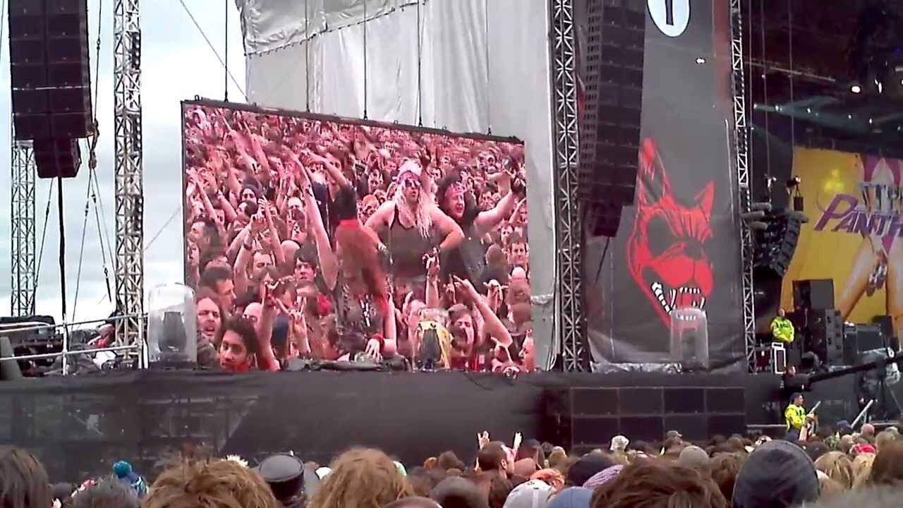 Backdrop for Steel Panther - Download Festival 2012