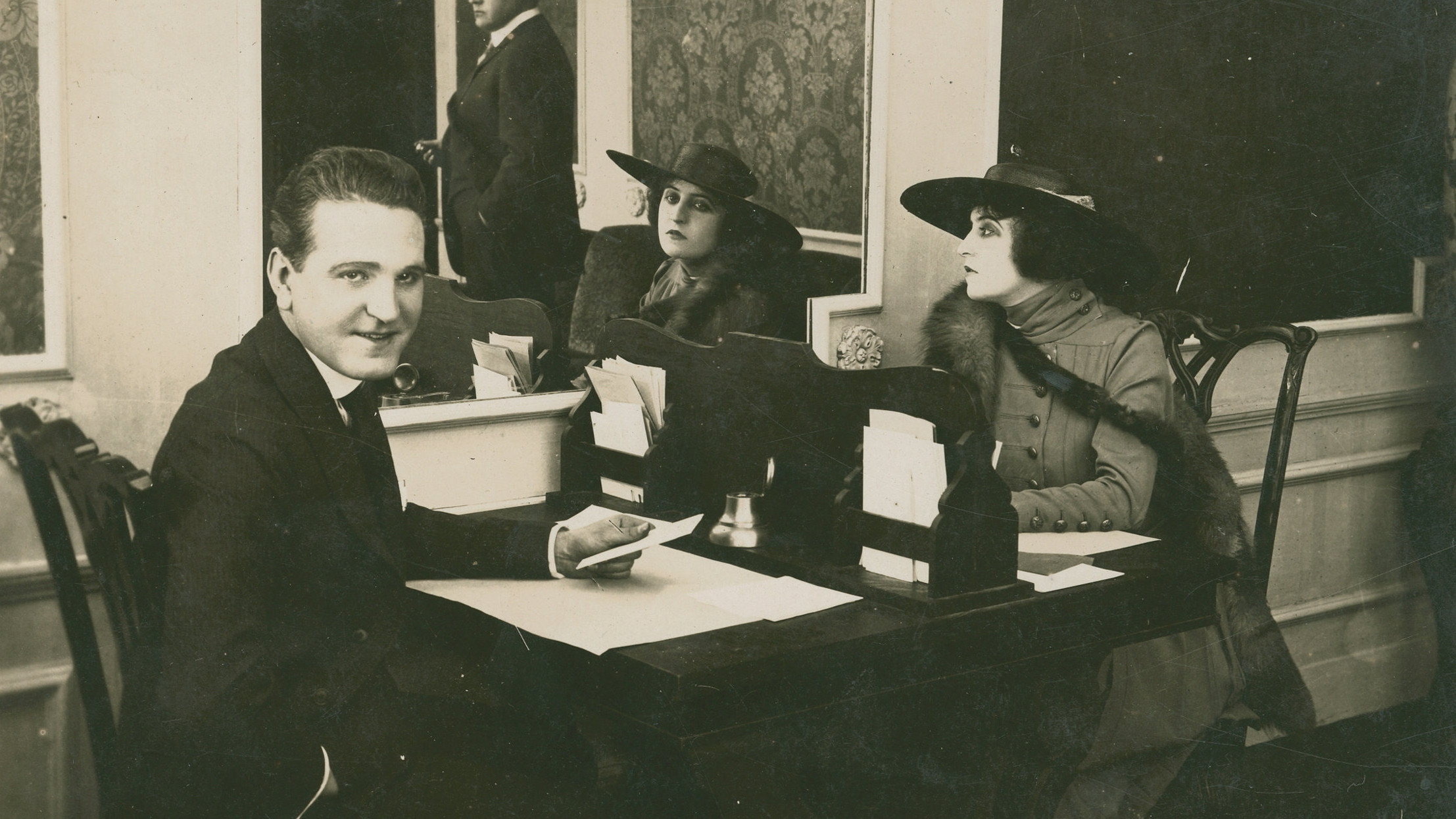 Backdrop for Who's Your Neighbor?