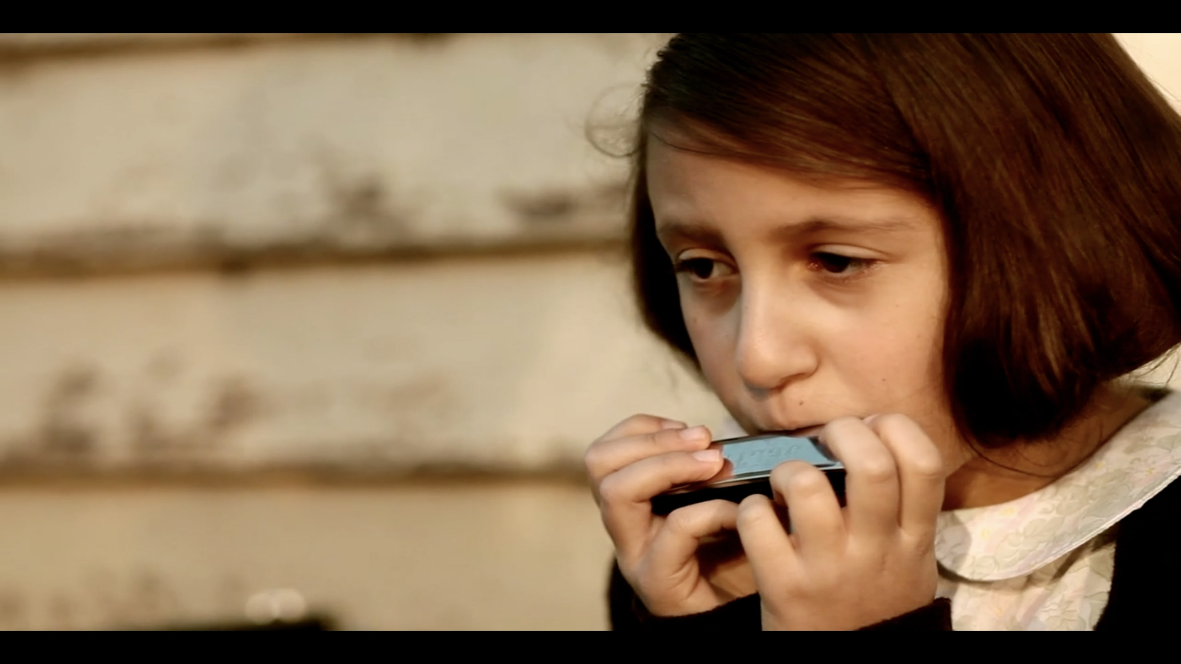 Backdrop for Henriette